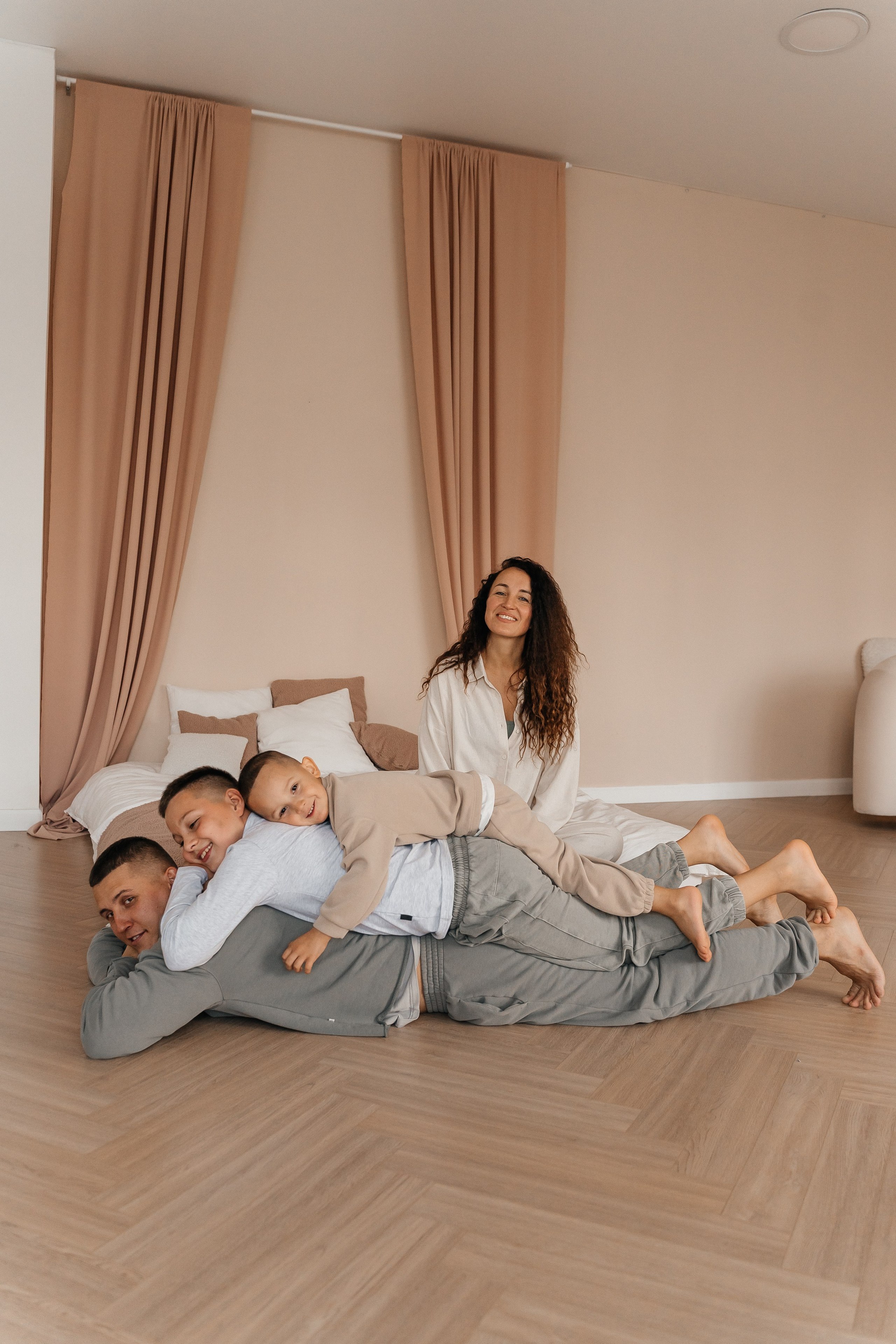 Илья, Вера, Сёма и Дима. Волик Мария