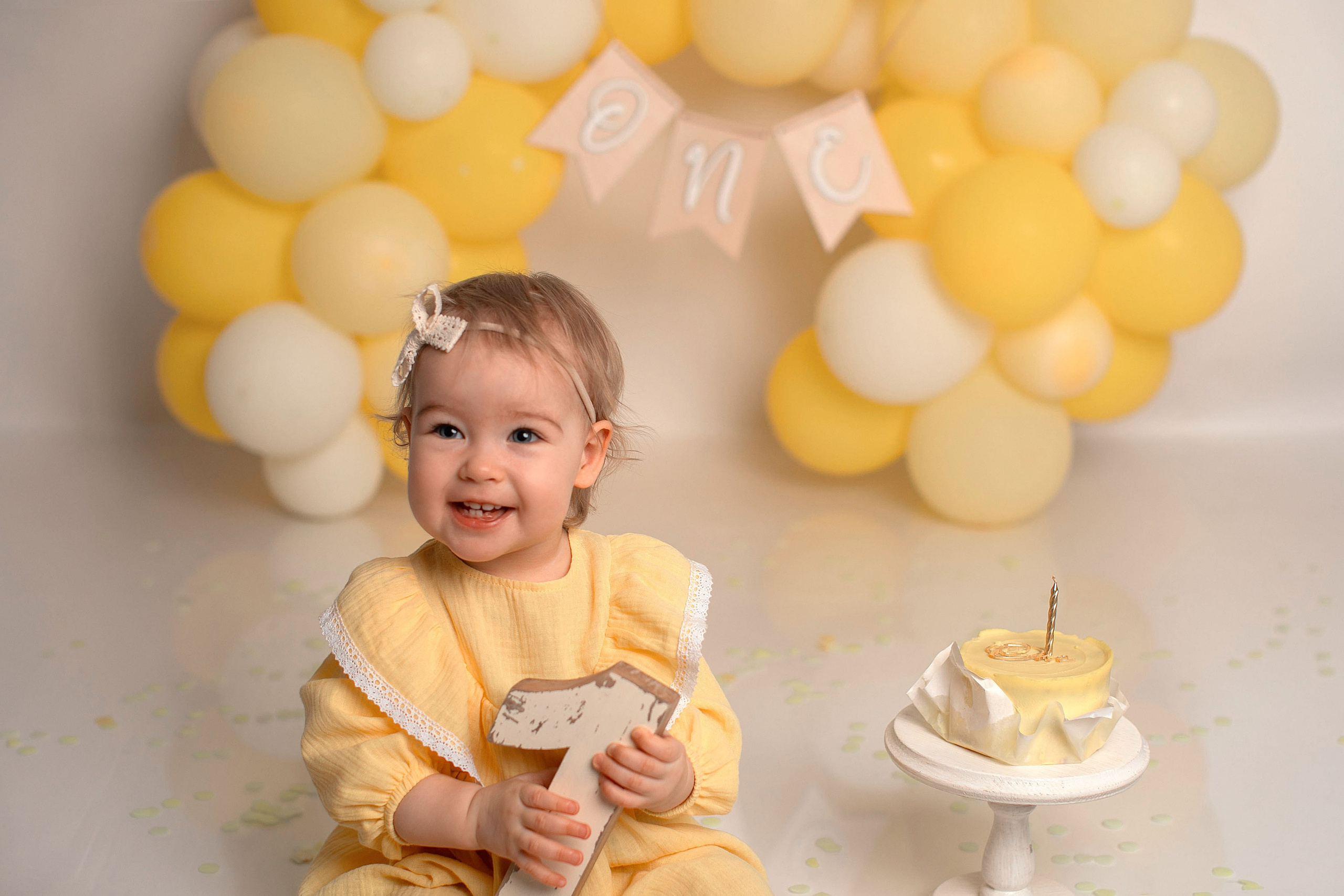 Съемка Первый тортик. Фотограф новорожденных