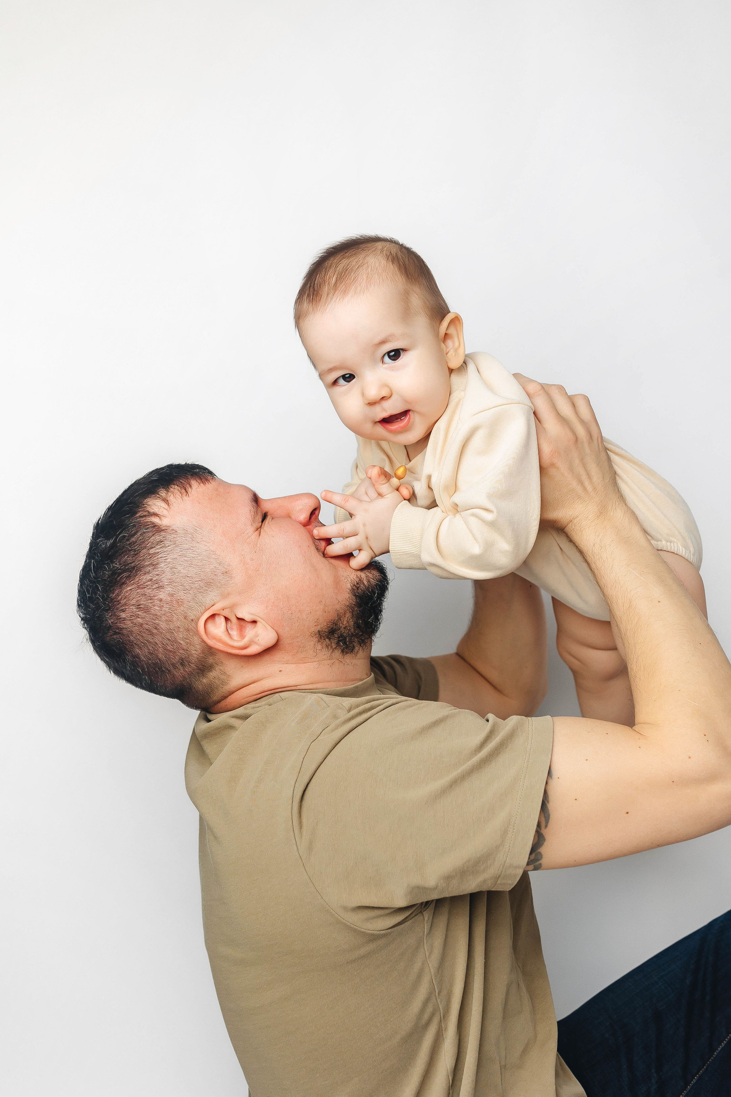 Семейные фото на годиках. Фотограф новорожденных Серпухов, Протвино, Москва I Марина Бурмистрова