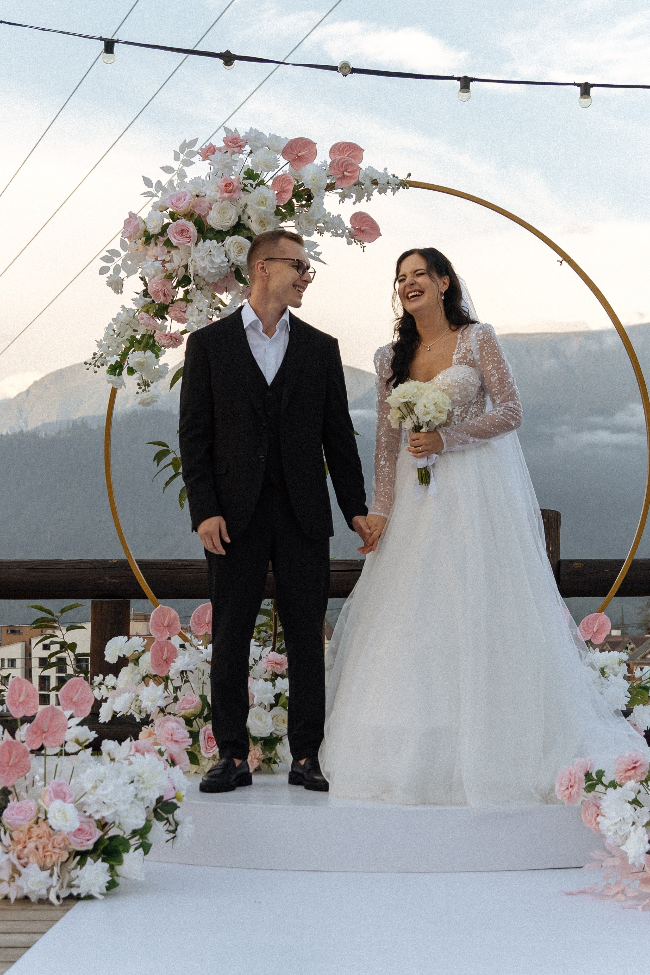 Свадебная Фотосессия в горах Сочи Красной поляны. Фотограф Сочи Адлер Сириус Красная поляна Олеся Минив