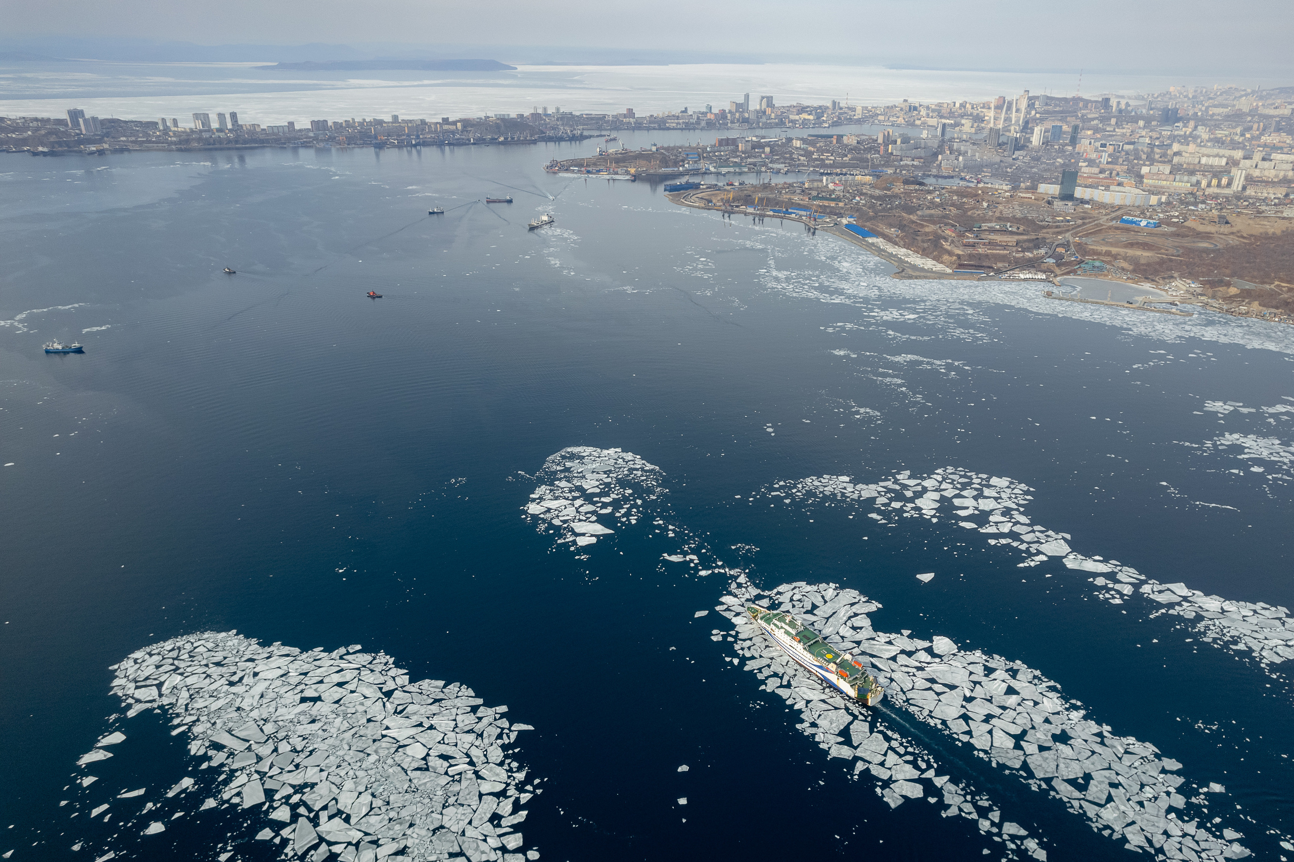 Владивосток. Wedding and family photographer in Vladivostok Anton Blokhin