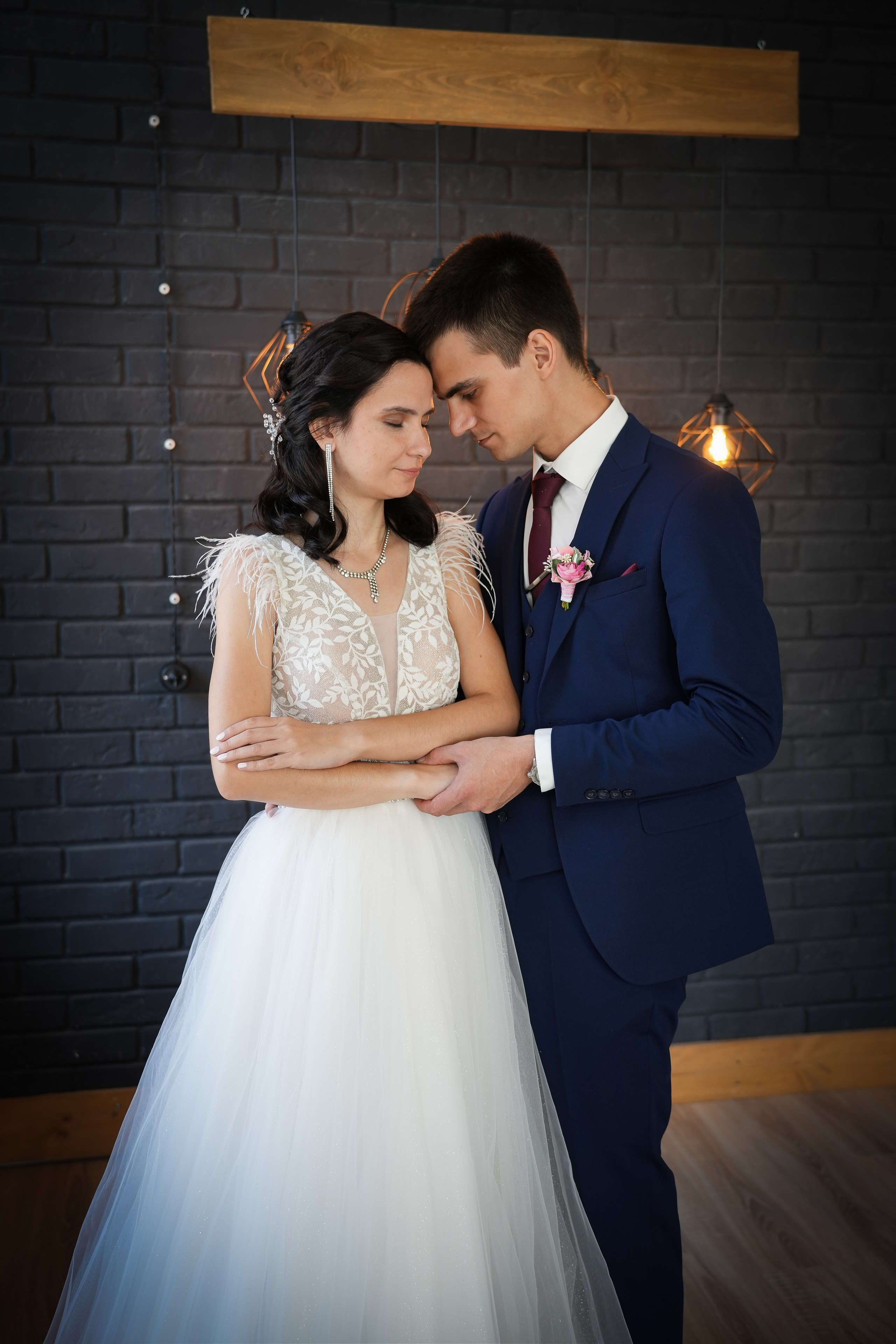 Свадебная фотосессия в интерьерной студии. Семейный фотограф Владимир Просвиркин. г. Самара