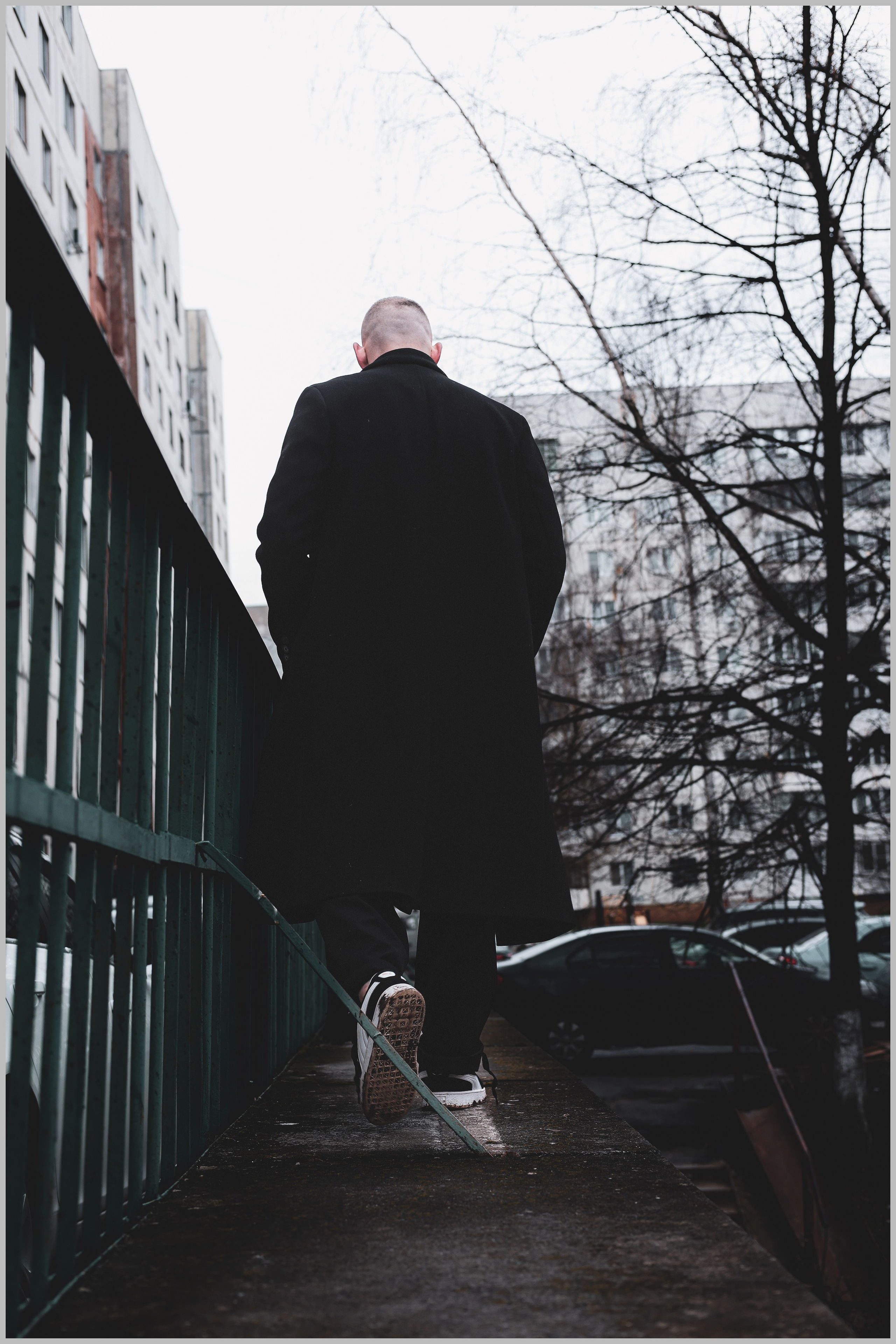 Евгений. Портретный фотограф в Орле. Готовые фото за 3 дня! Помощь в позировании. Советы по организации