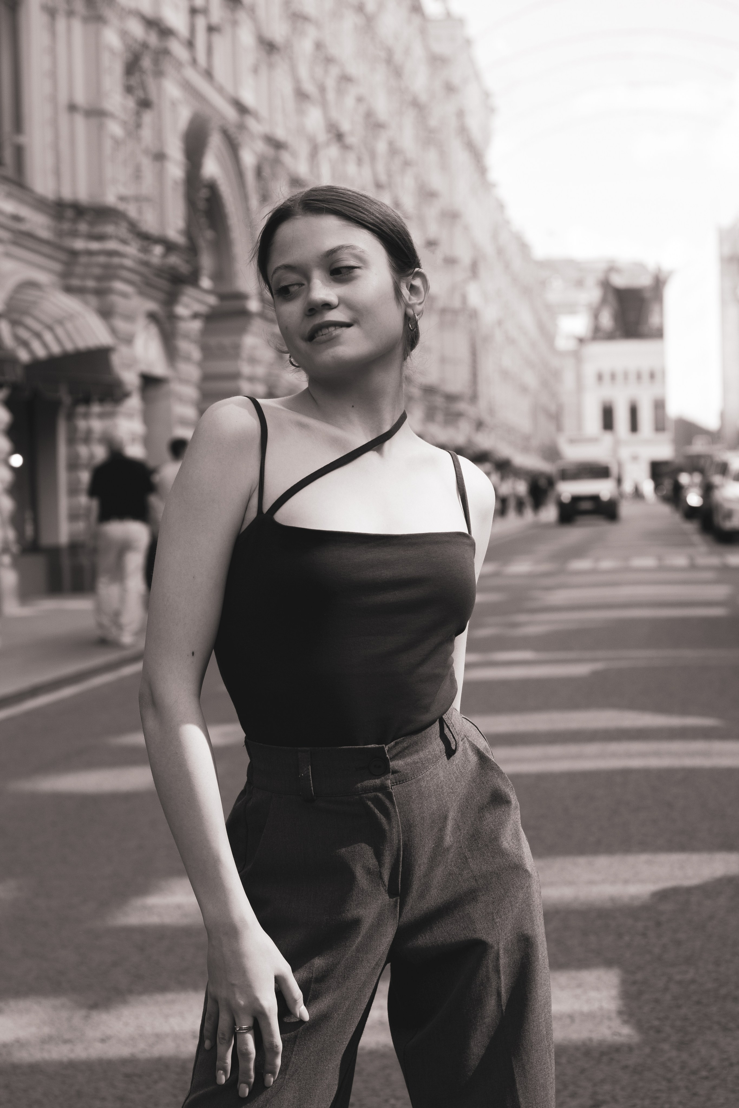 Уличная съемка — Виктория. Портретный фотограф в Орле. Готовые фото за 3 дня! Помощь в позировании. Советы по организации