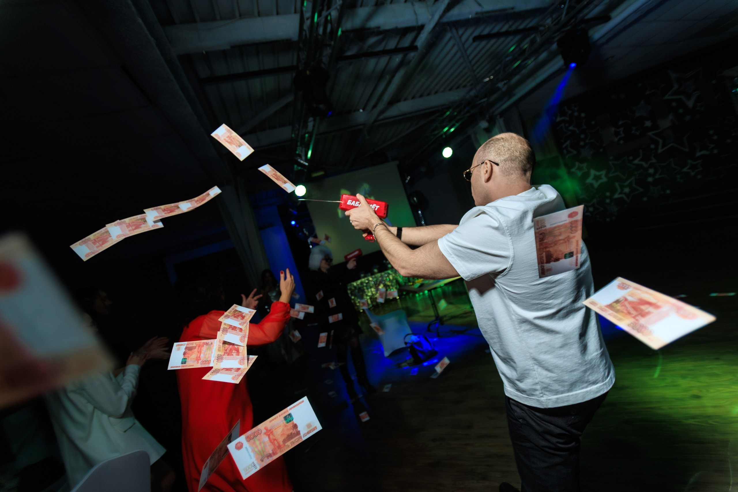 Слон электроникс | Новогодний корпоратив. Репортажный фотограф Екатеринбург | Яркий, качественный репортаж | Концерты, клубы, репортаж, праздники, корпоративы