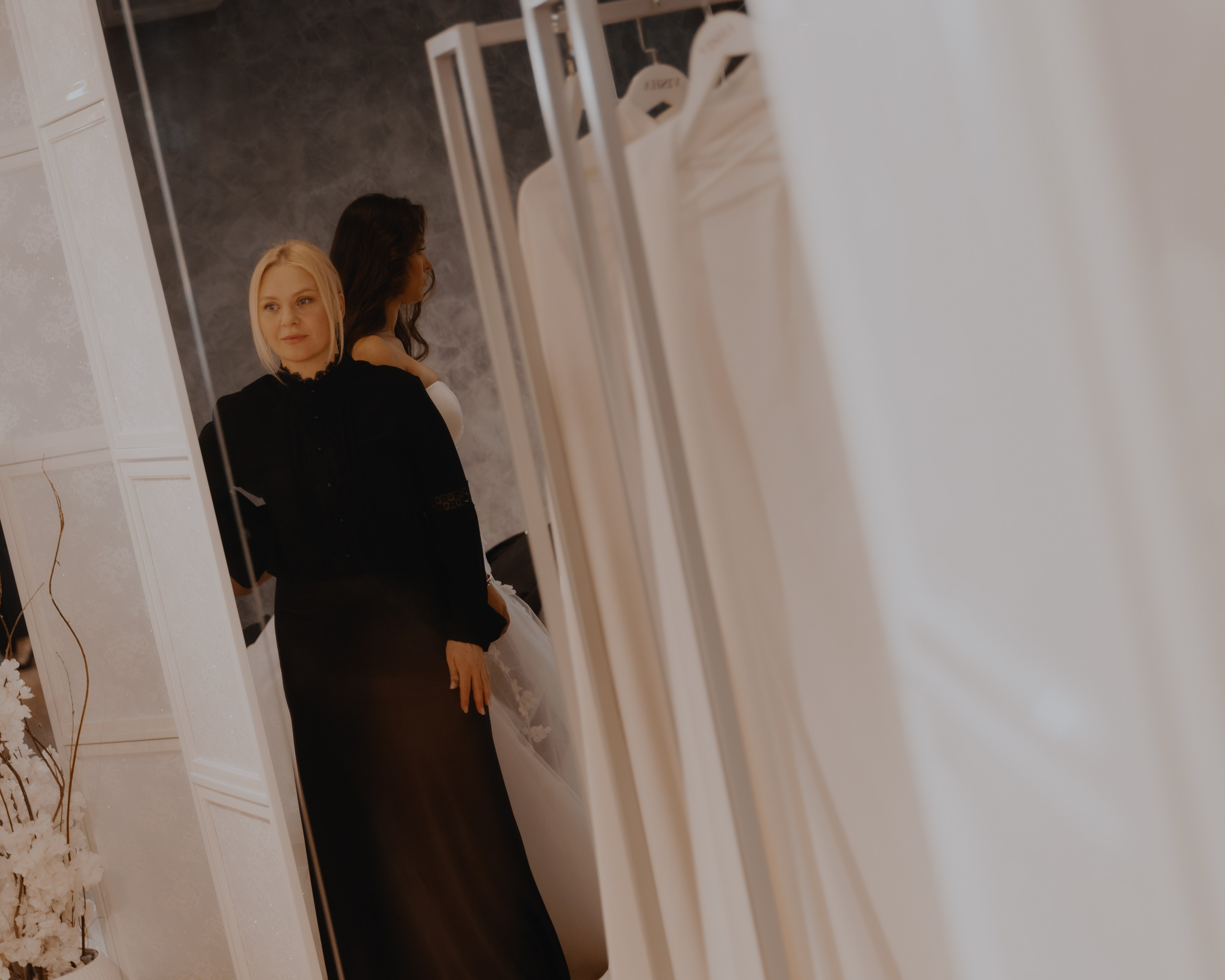 Открытие свадебного салона VISHA. Свадебные фотографы в Гомеле и Минске Сергей и Анастасия Фещенок