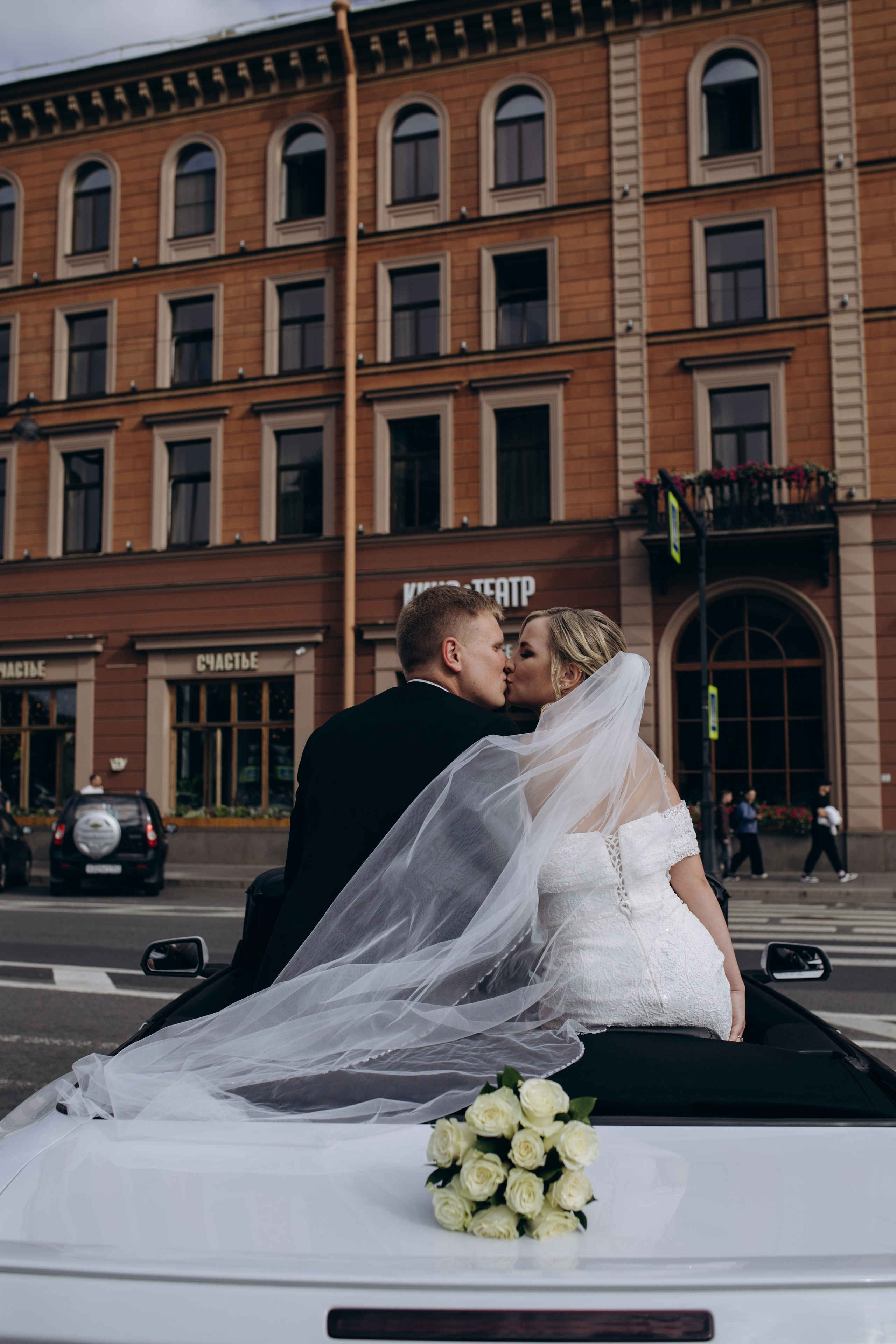 Свадебная регистрация в Загсе на Английской Набережной в Санкт-Петербурге. Фотограф в Санкт-Петербурге Разиля Идиятуллина