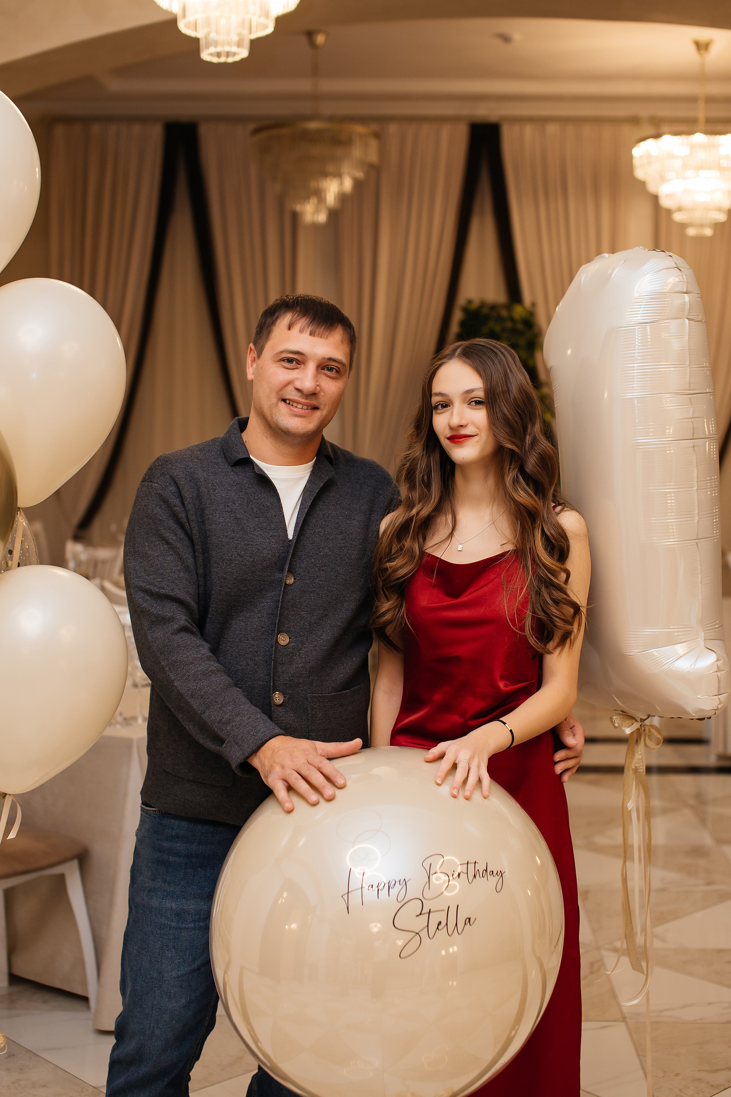 Стелле 15 лет