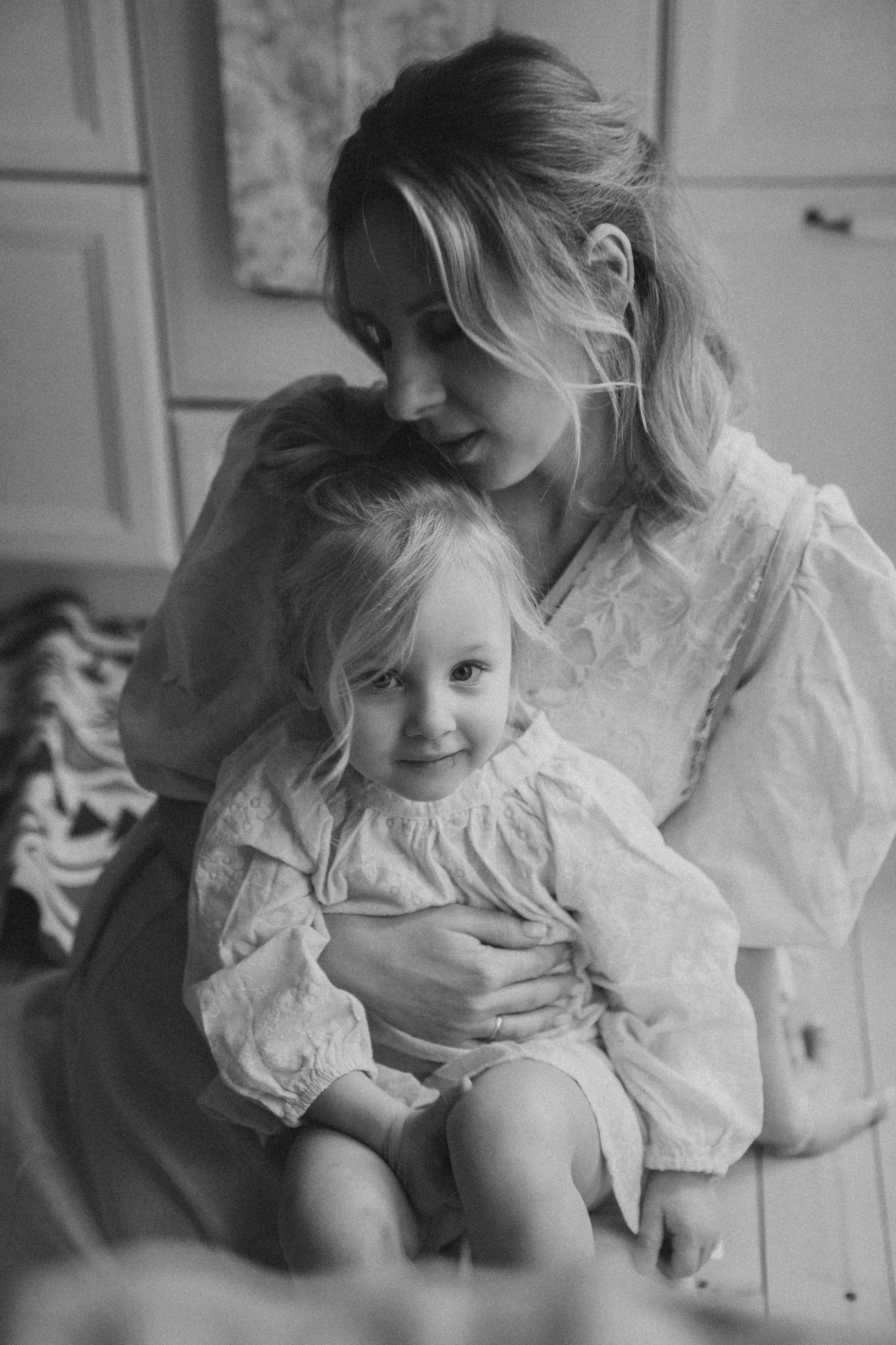 Лея и Ксения в фотодаче Ландыши. Семейный и детский фотограф в Сергиев Посаде, Хотьково Якимчук Любовь