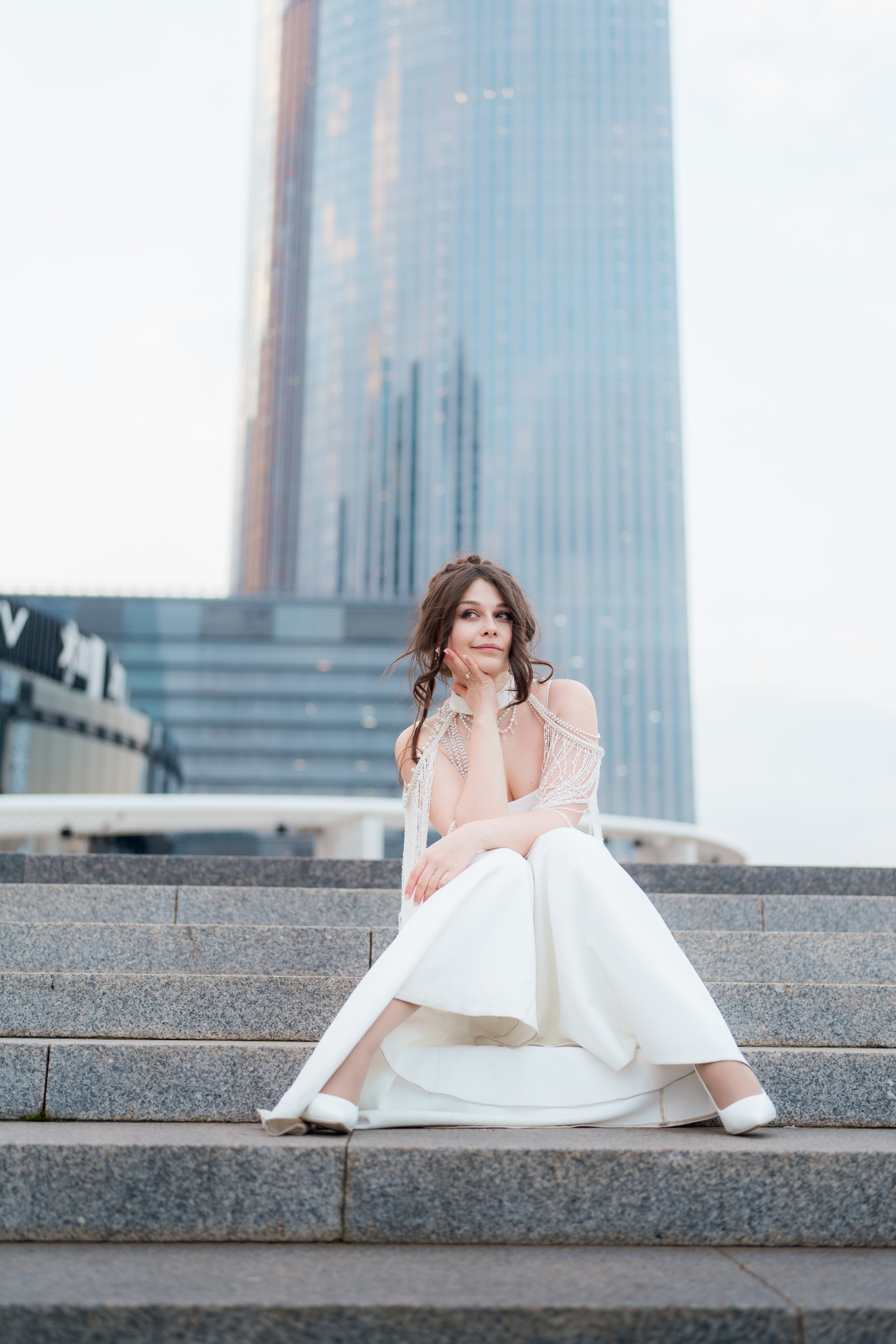 Иван и Виктория. Свадебная прогулка Москва сити. Свадебный фотограф Москва