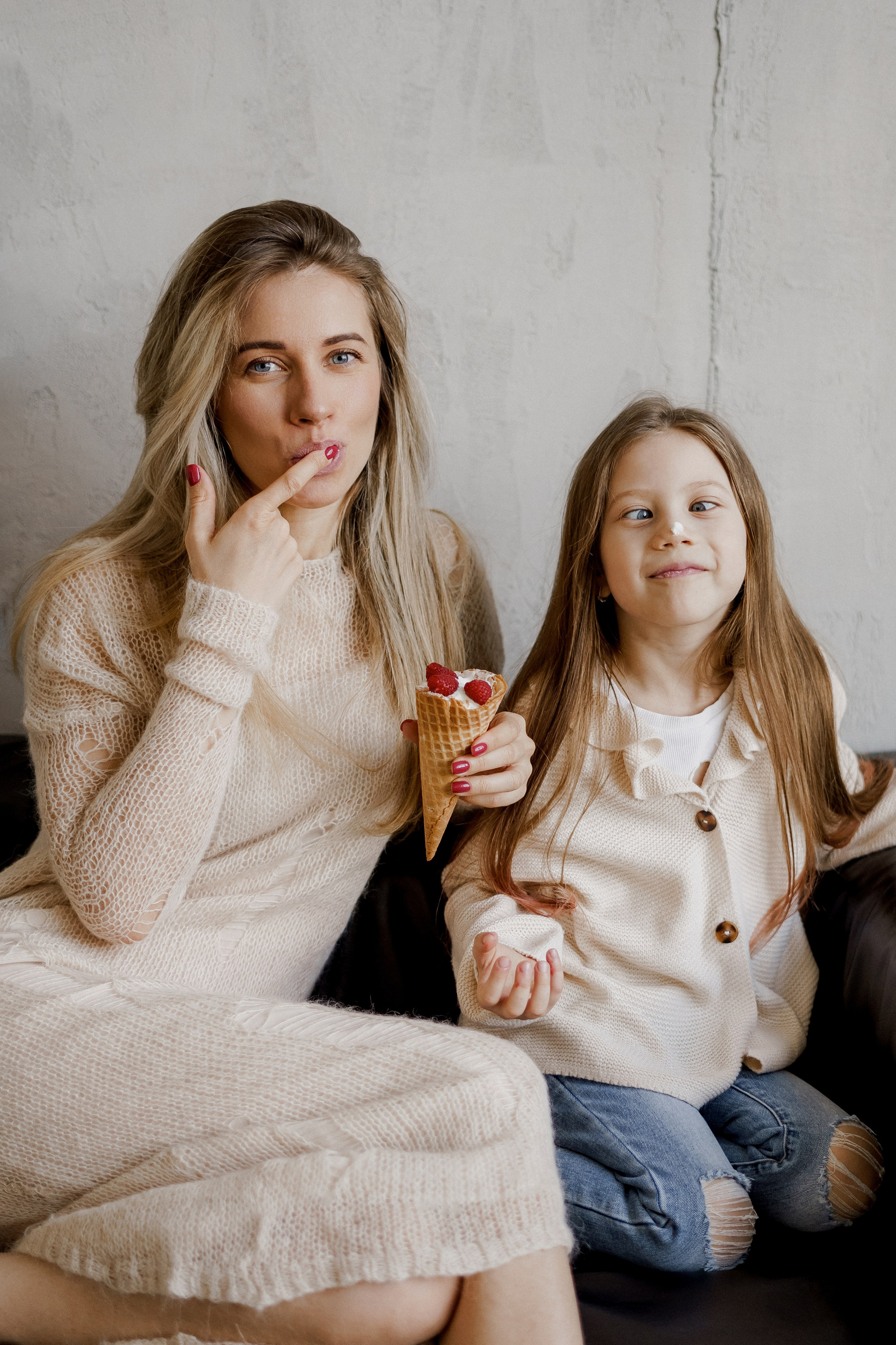 Катя и Вика. Фотограф Валерия Крахмалева