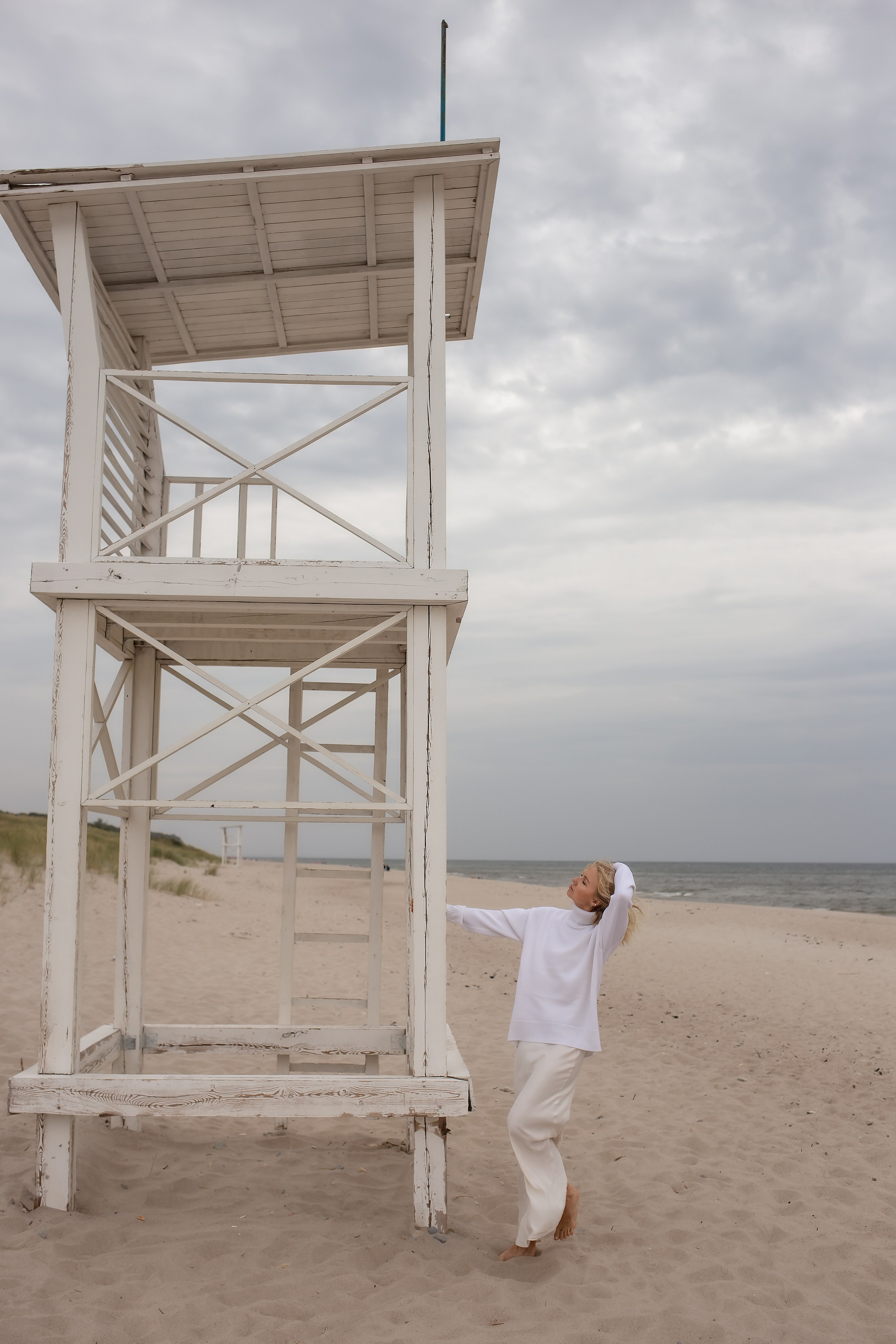 Вера в Янтарном. Перед дождем. Фотограф в Калининграде Решетникова Алина