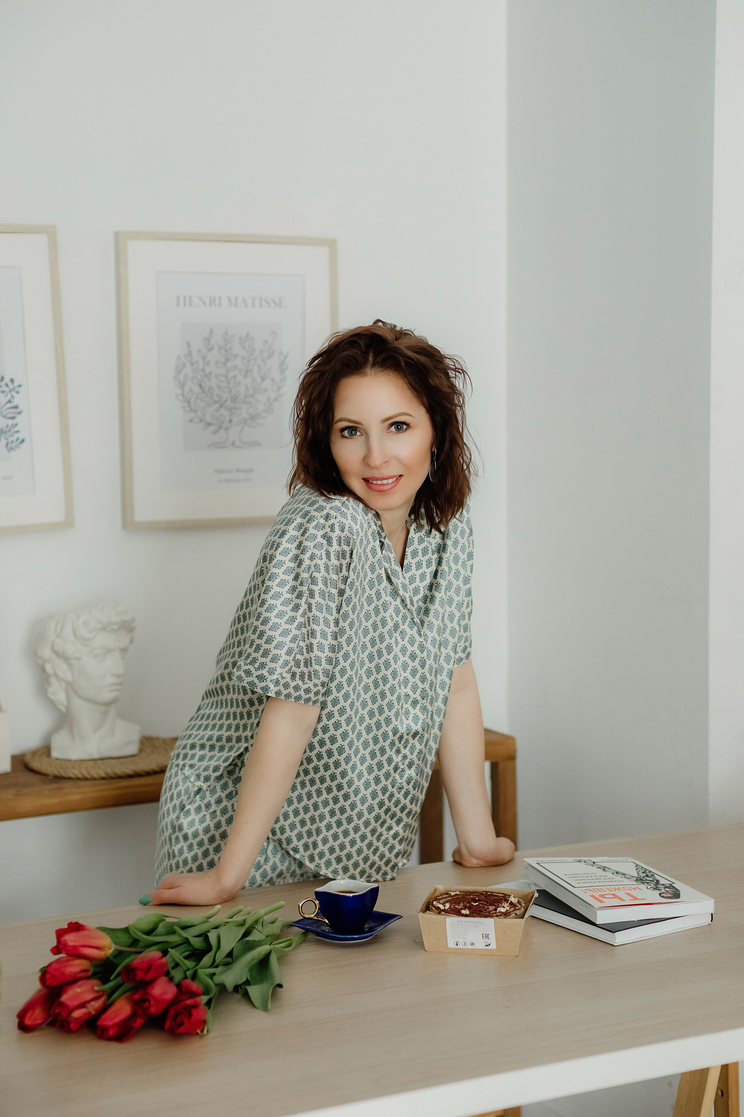 Контент съемка для владелицы кофейни. Деловая и Бизнес съемка в  Москве Инесса Грушко