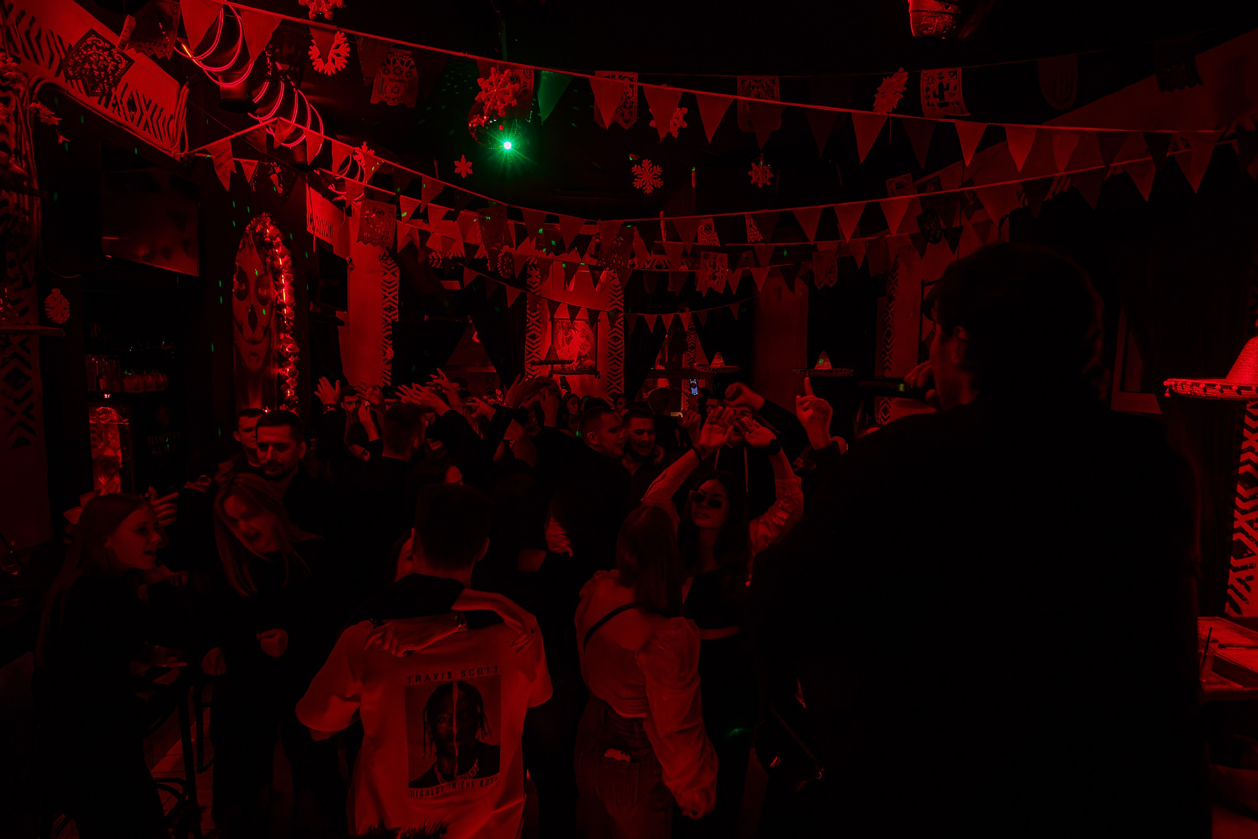 Пятница 13. Сумерки_El Pastor_Симферополь_13.12.2024. Аминов Руслан | Фотограф