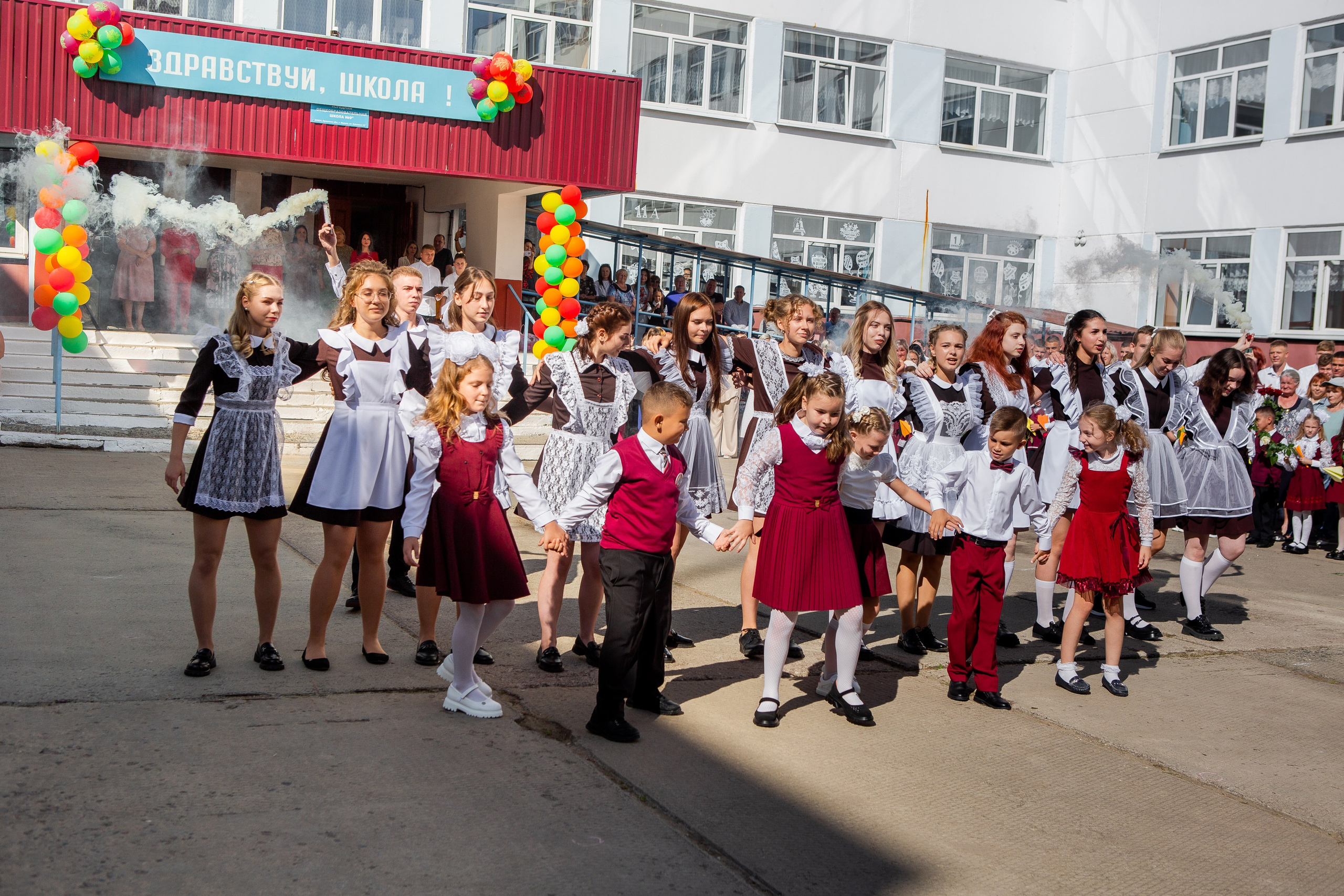 1 сентября 2023 г. 9 школа Мценск. Профессиональный фотограф в Мценске и Орловской области