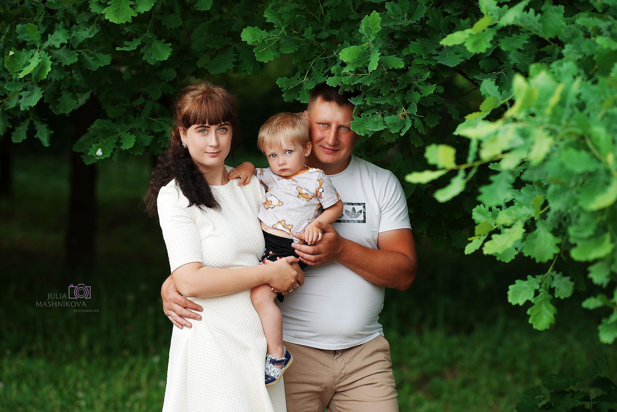 Семейная съёмка на природе. Семейный фотограф г. Новокузнецк Юлия Машникова