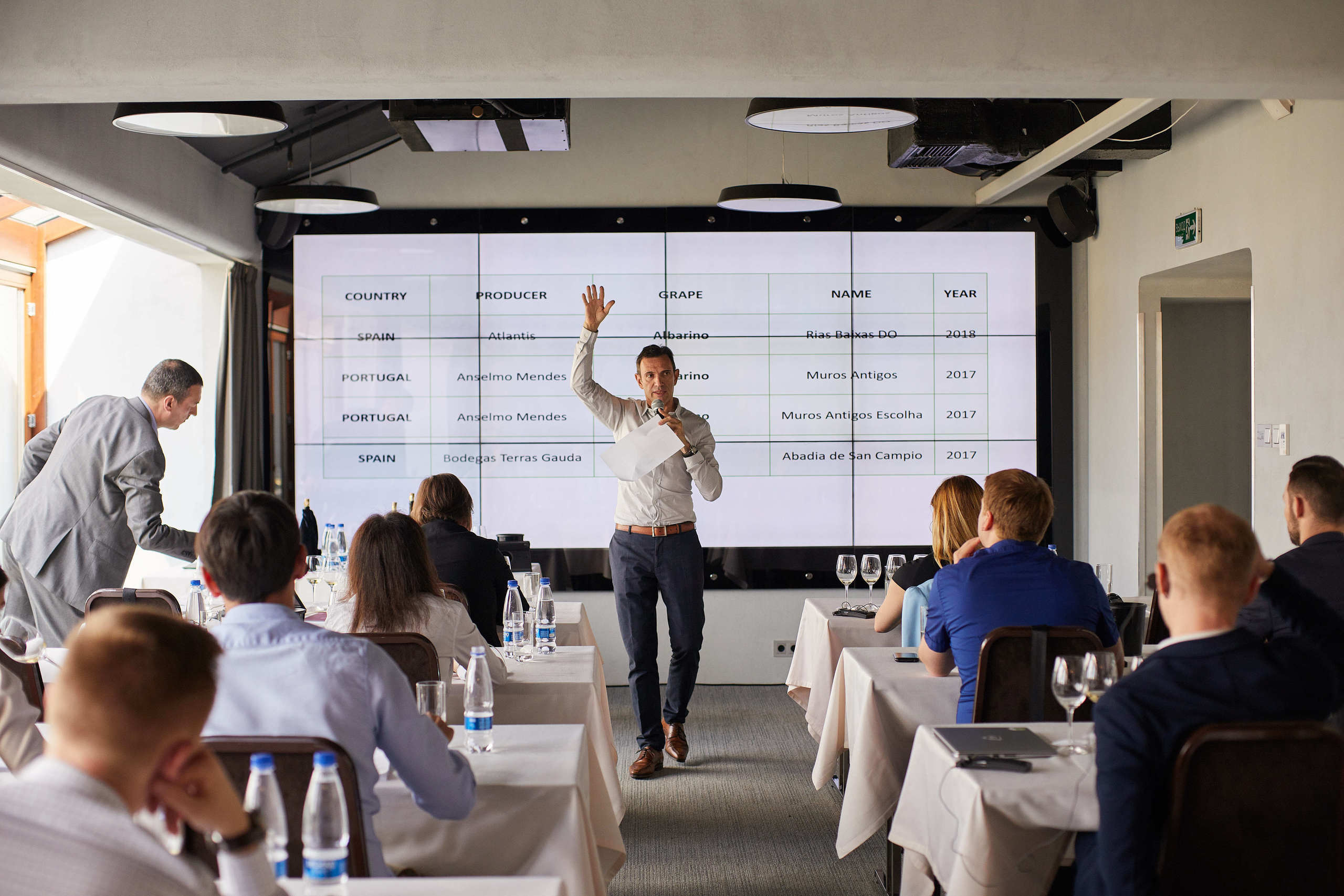 Школа сомелье Ruinart. Репортажный фотограф в Москве Константин Дерягин