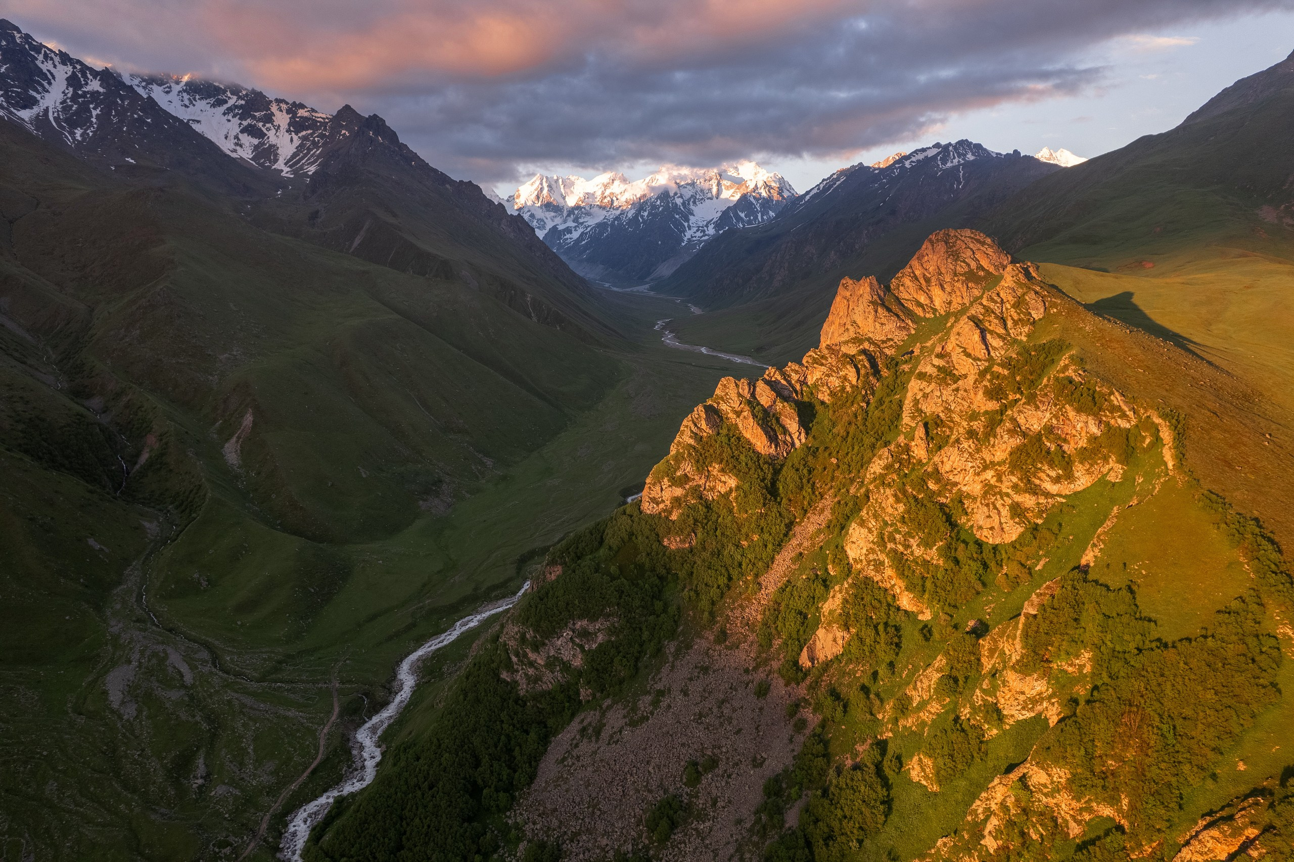 Кавказ. Фотограф в Красноярске Нерозя Александр. Пейзаж, природа, портрет