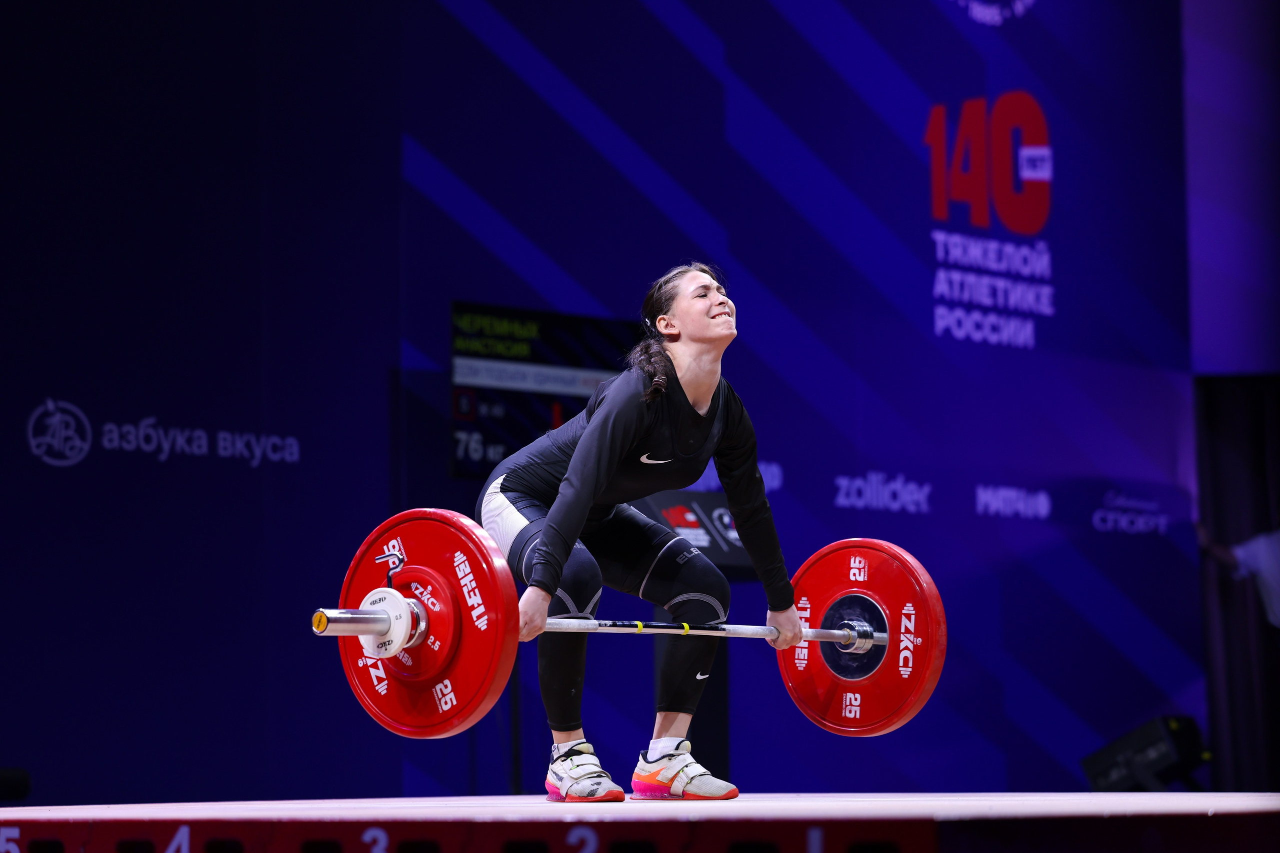 Чемпионат России по тяжелой атлетике 2025. Спортивный и репортажный фотограф Антон Тереханов