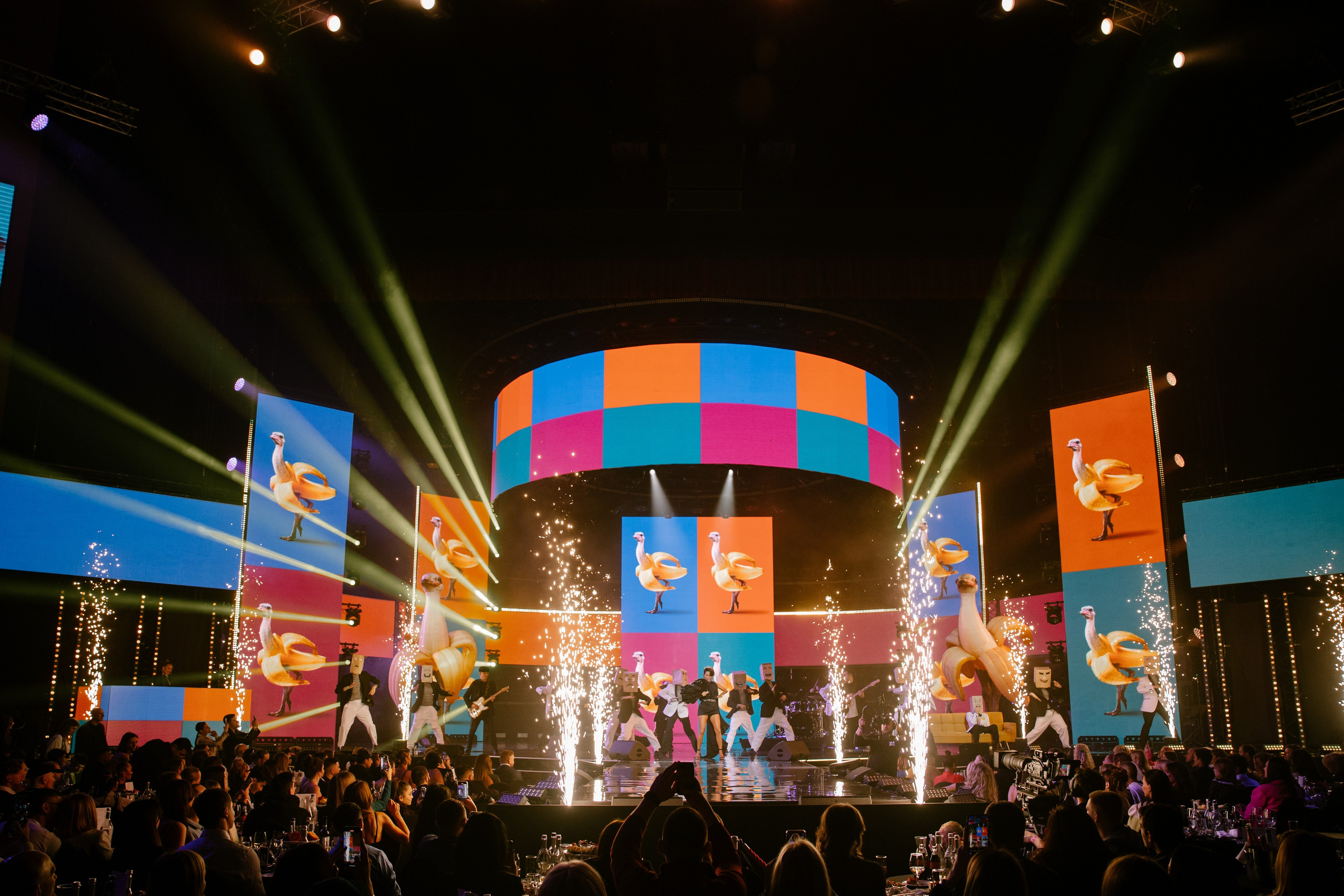 ЖАРА ТВ. Светский фотограф — Анисина Ирина