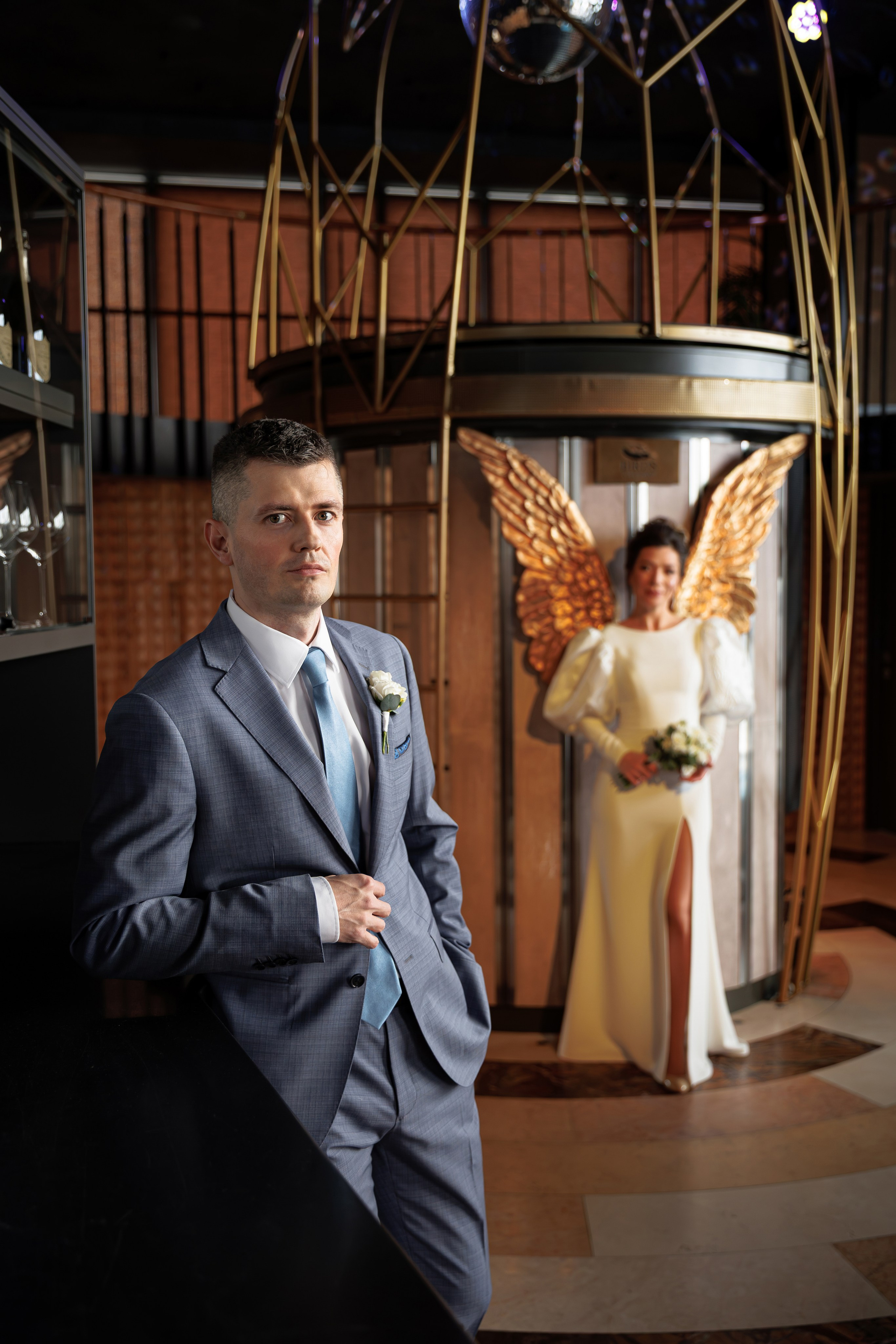 Свадебная фотосессия в библиотеке читальне им Пушкина. Свадебный фотограф Москва и МО Сергей Киржаев