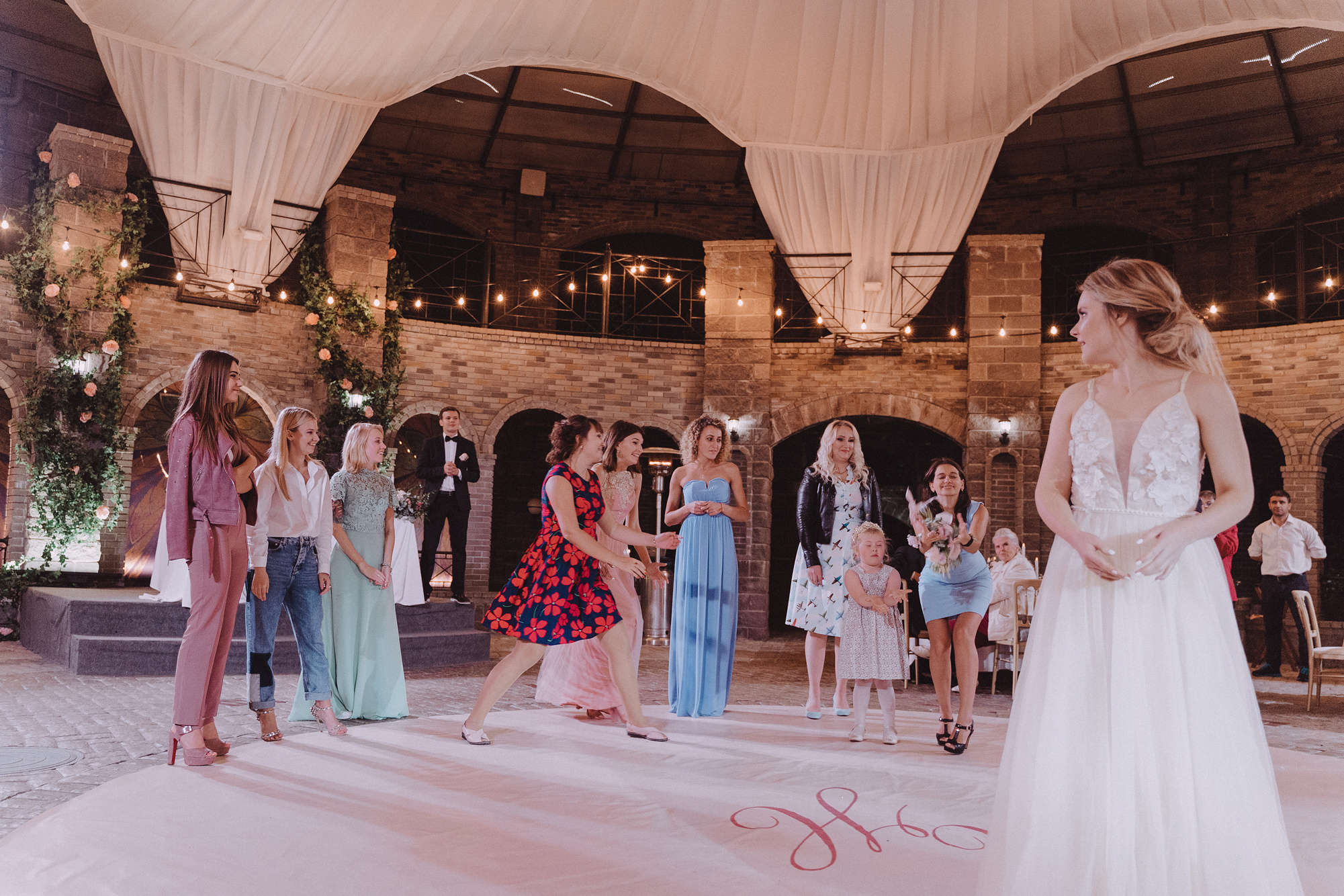 Артем и Надежда. Организация и координация свадебных и семейных торжеств