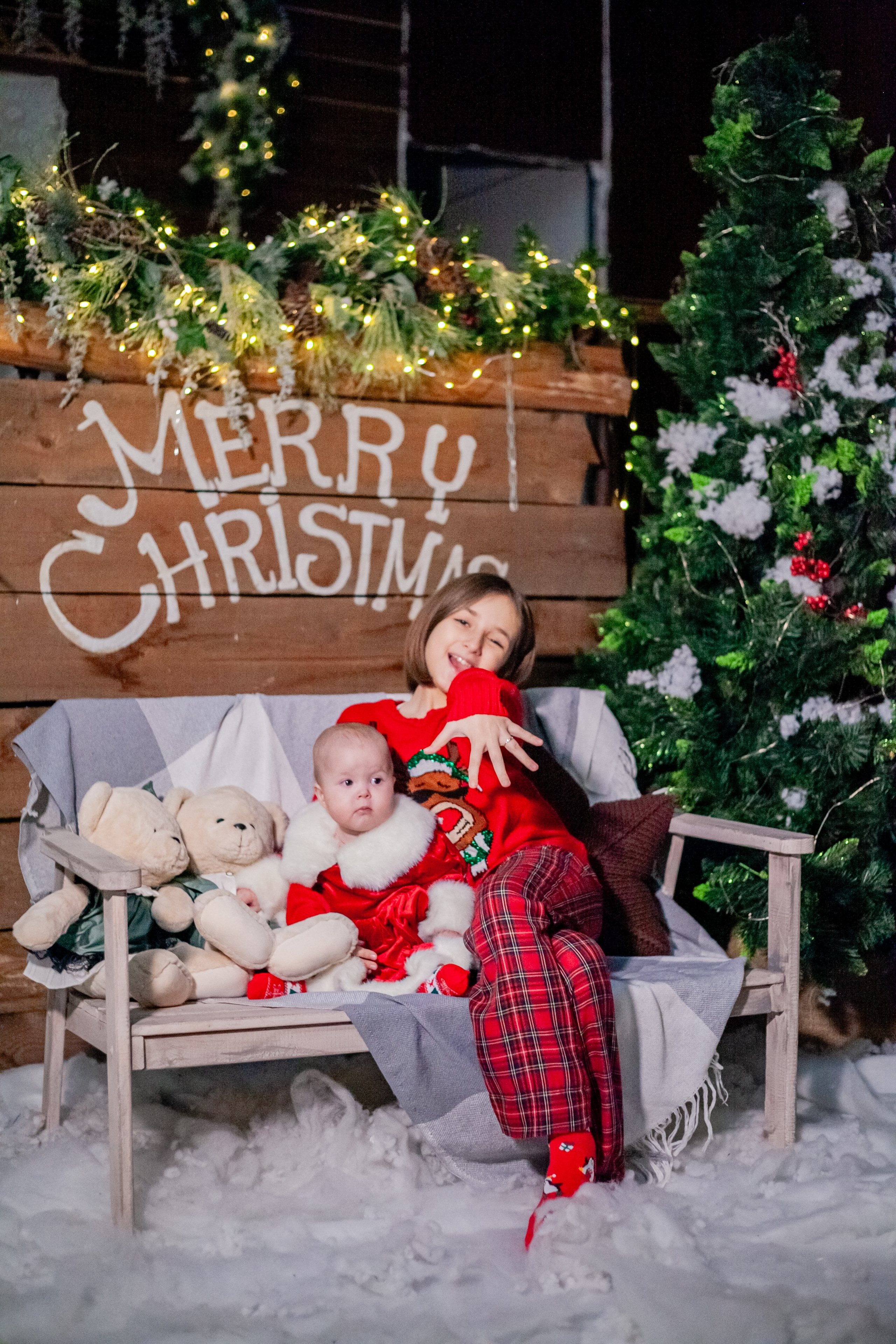 Ульяна и ее семья новый год 2024. Свадебный и семейный фотограф в Армавире