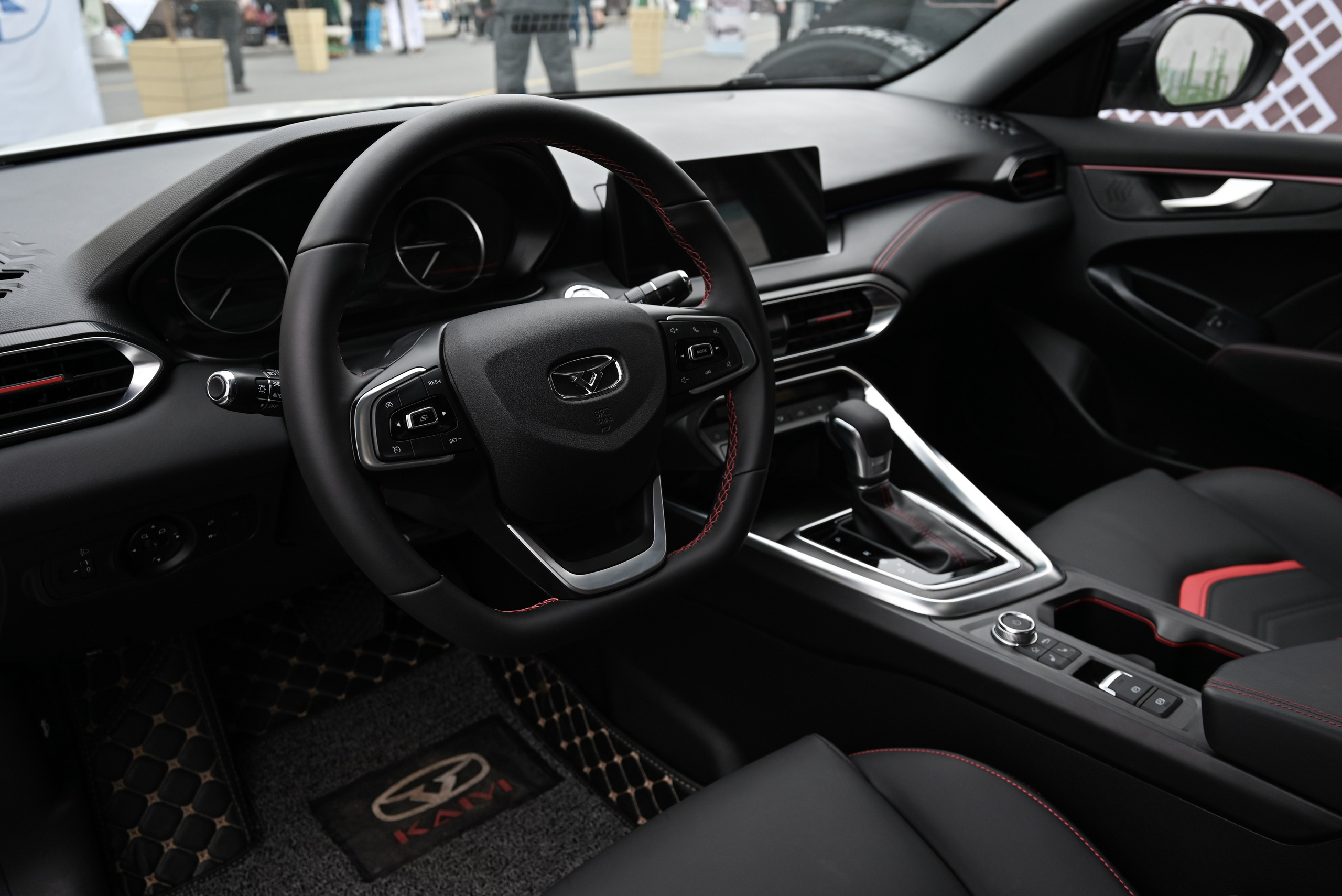 ЛУИДОР выставка. Свадебный и семейный фотограф в Уфе Александров Максим