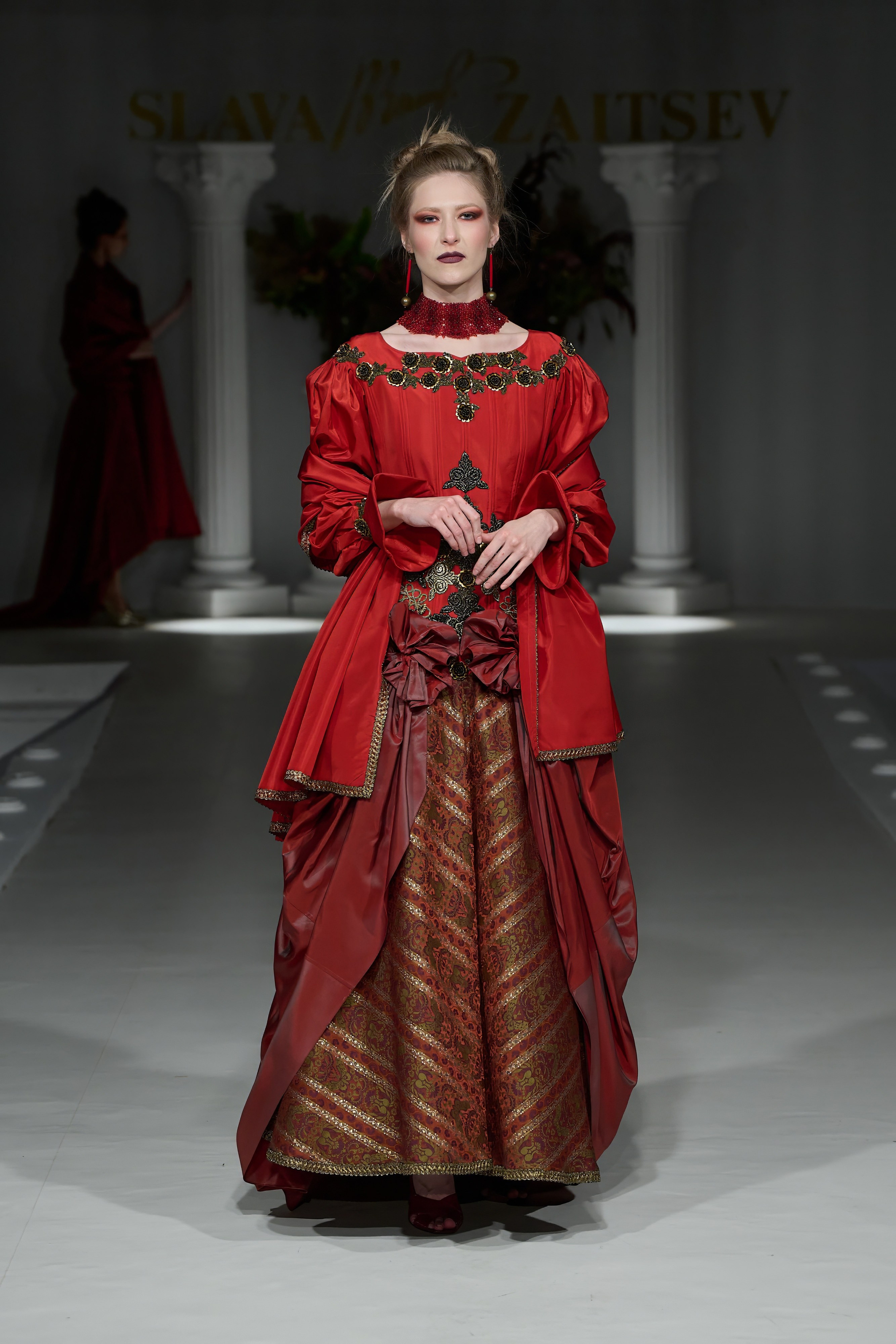 Slava&Yegor Zaitsevs. Показ-спектакль «Воспоминание». 21 июня 2025. Дима Бабушкин. Фотограф. Подиум. Репортаж. Творчество. Дорого