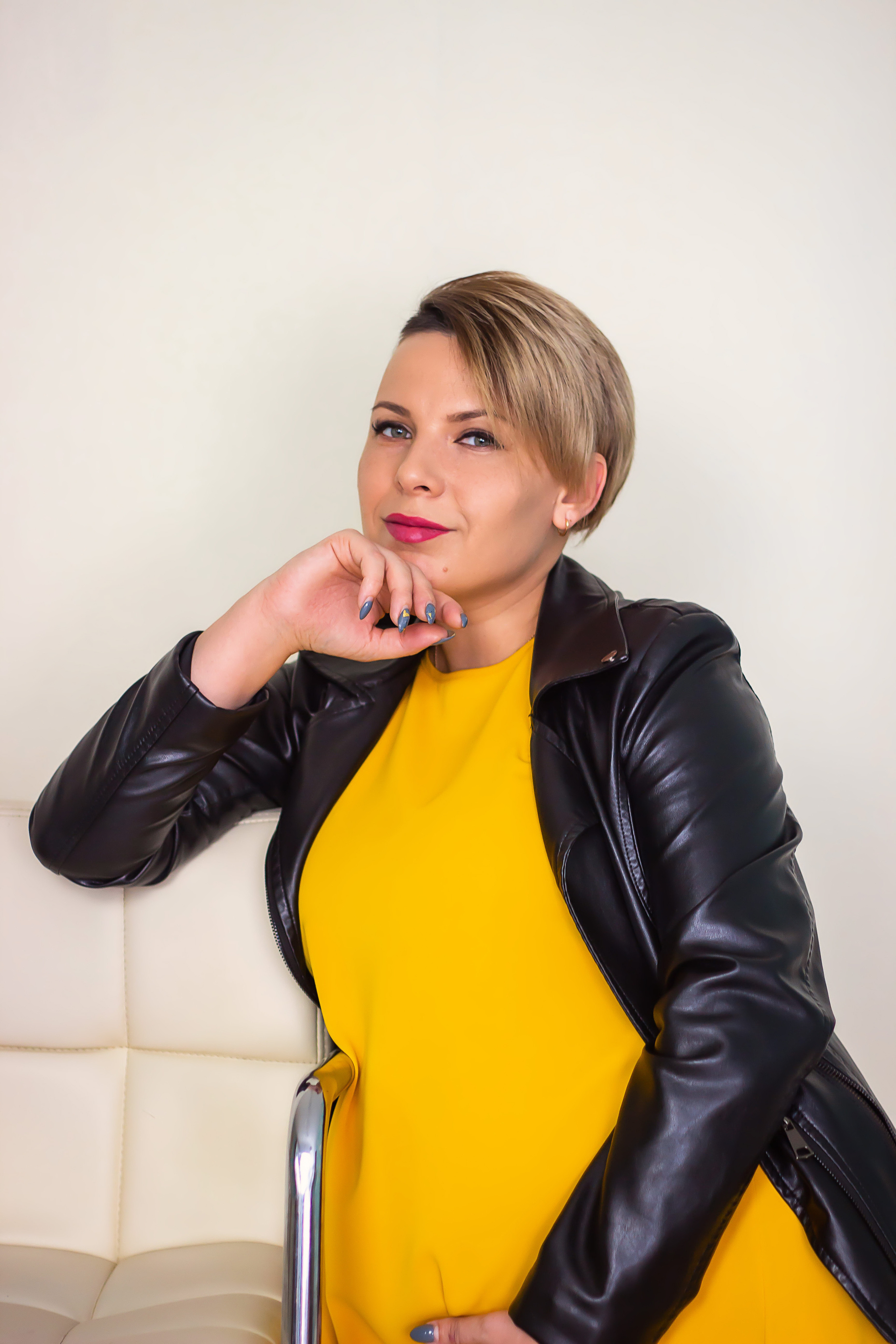 Алёна. Фотограф в Богдановиче Анна Сантяпова