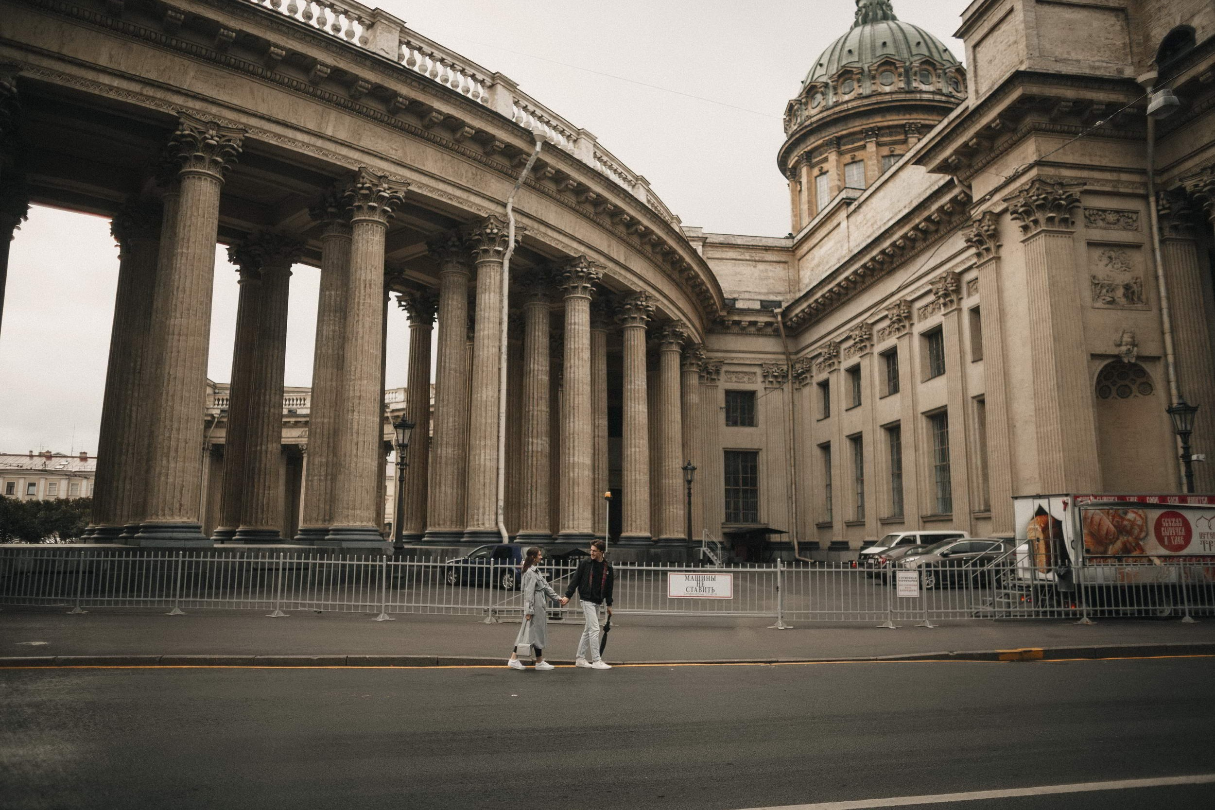 Прогулка влюблённых по СПб. Свадебный фотограф Игорь Брундасов 8PHOTO на свадьбу венчание загс СПб