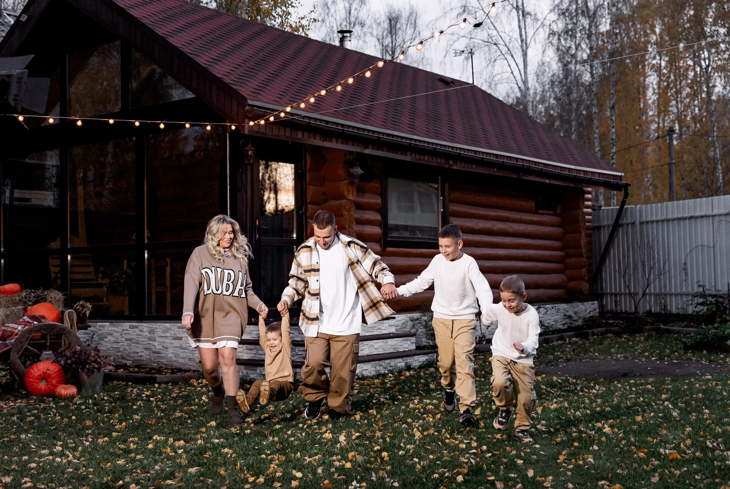 Эдуард и Дарья с сыновьями. Свадебный и семейный фотограф в Челябинске Юлия Ишимова