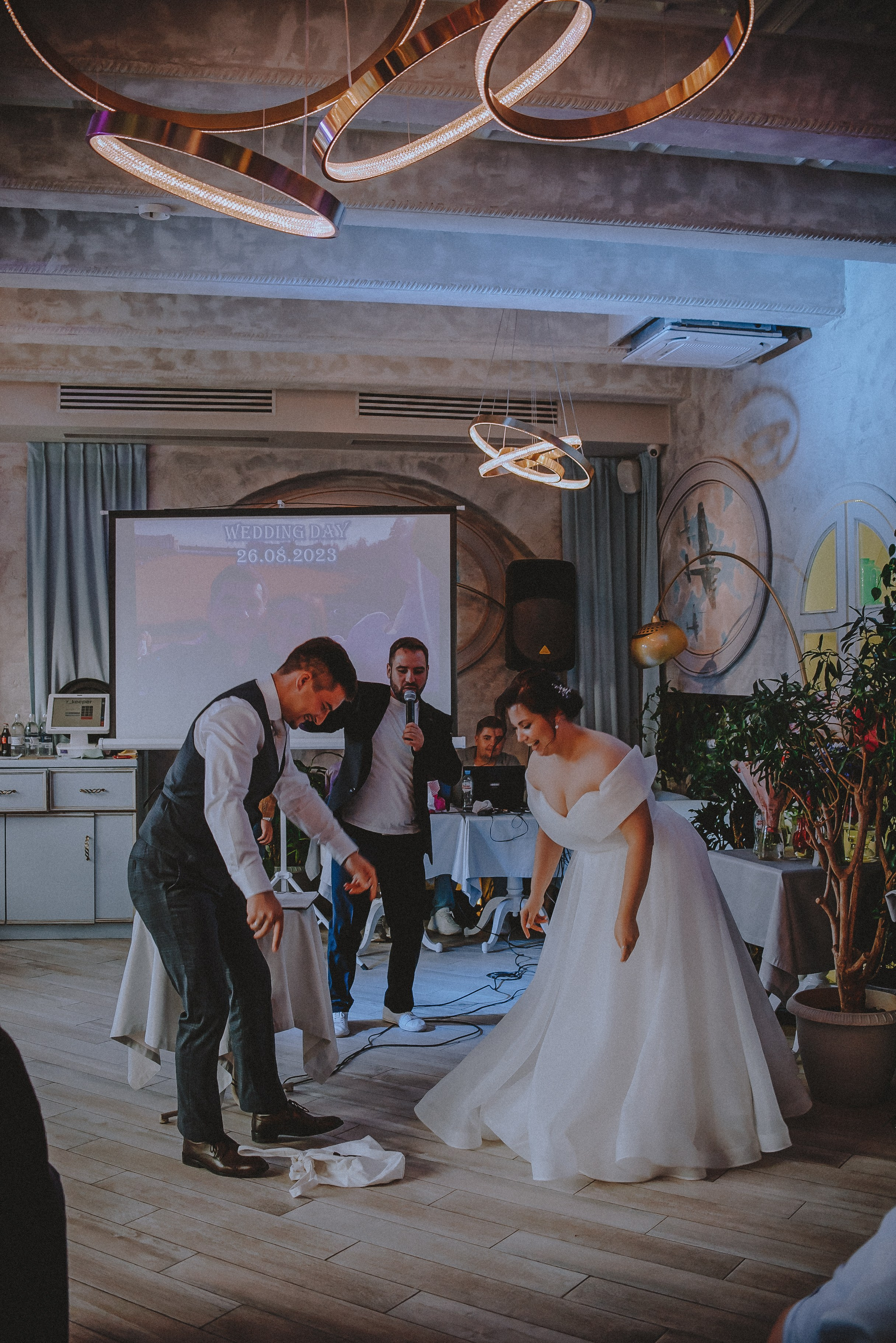 Love.com: Главная страница нашего счастья. Свадебный и семейный фотограф в Москве Сажина Кристина КиМ. Свадебный оператор в Москве Сажин Максим