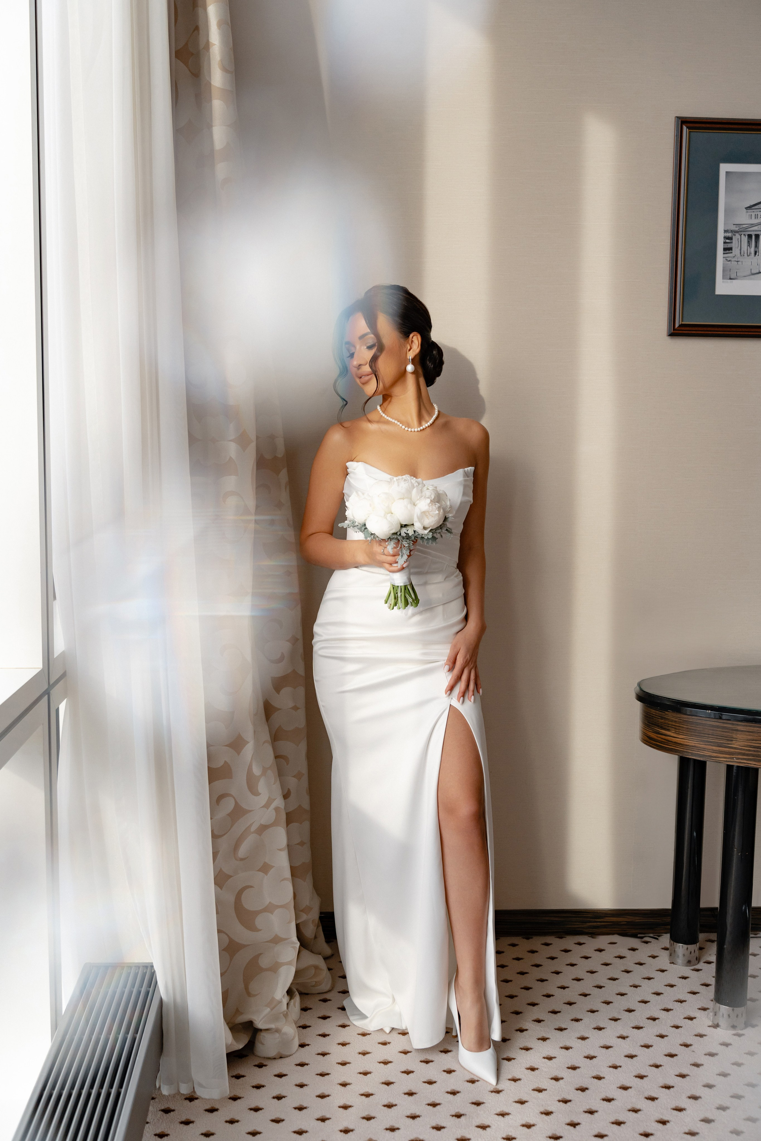 Свадебная фотосессия в отеле Plaza Garden Moscow WTC