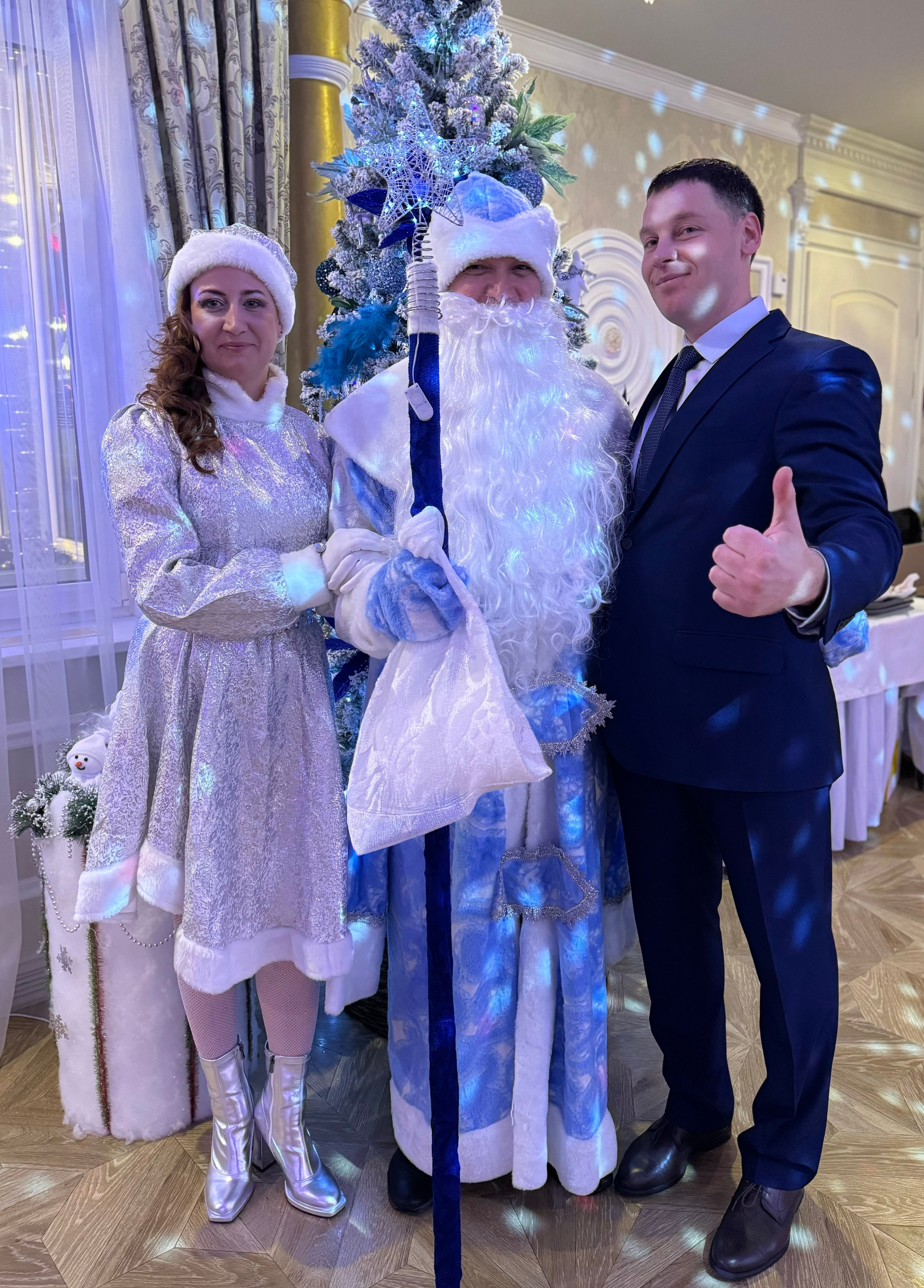 Фото. Ведущий и Вокалист Александр Узунов в Москве и Московской области