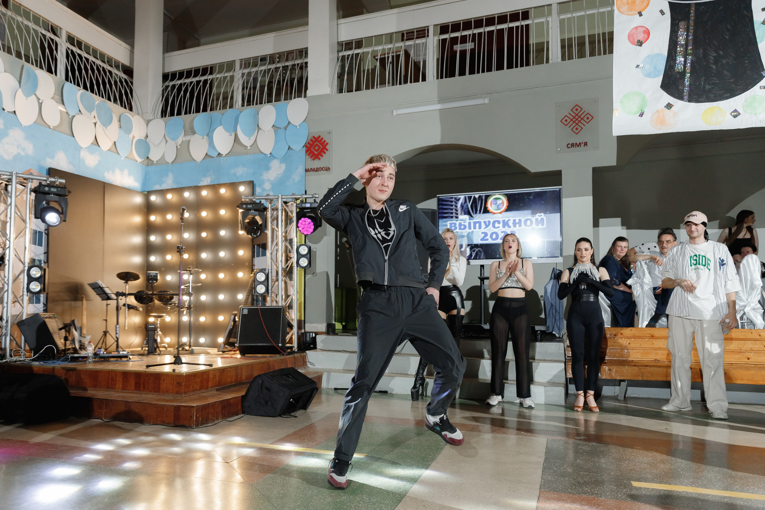 Школьный выпускной 2023 год в Минске. Свадебный фотограф в Минске/Беларуси Сергей Спиридонов
