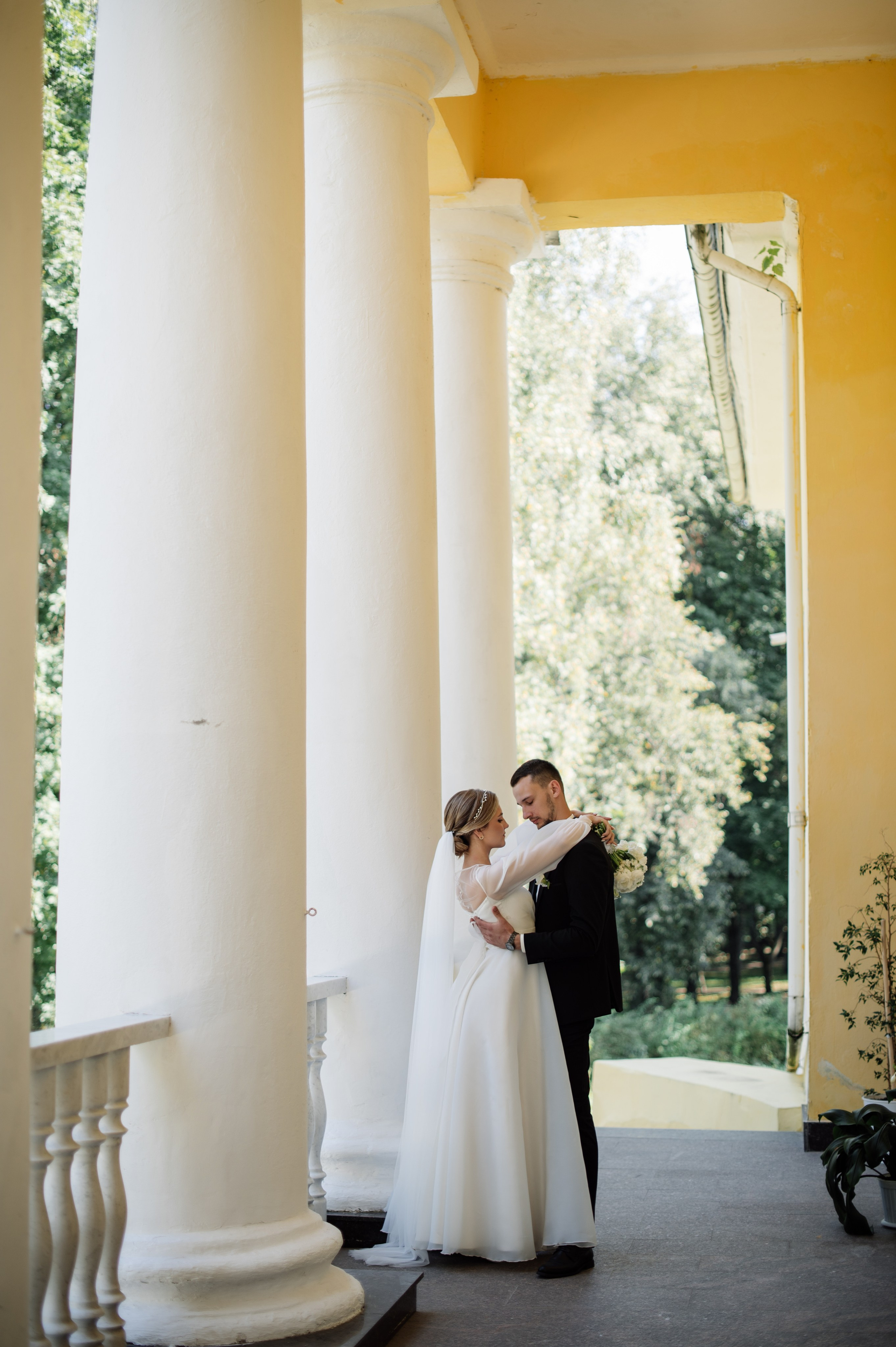 Свадебная фотосессия в Овстуге и Дятьково. Свадебный и репортажный фотограф видеограф Брянск/Москва