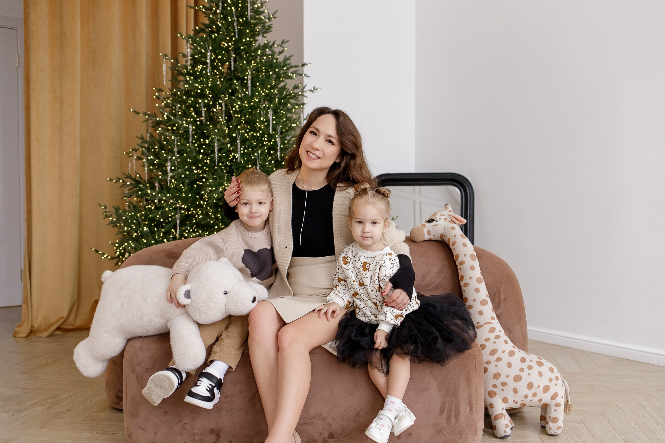 Семейная фотосессия. Фотограф Симонова Юлия. Пенза. Новогодняя фотосессия