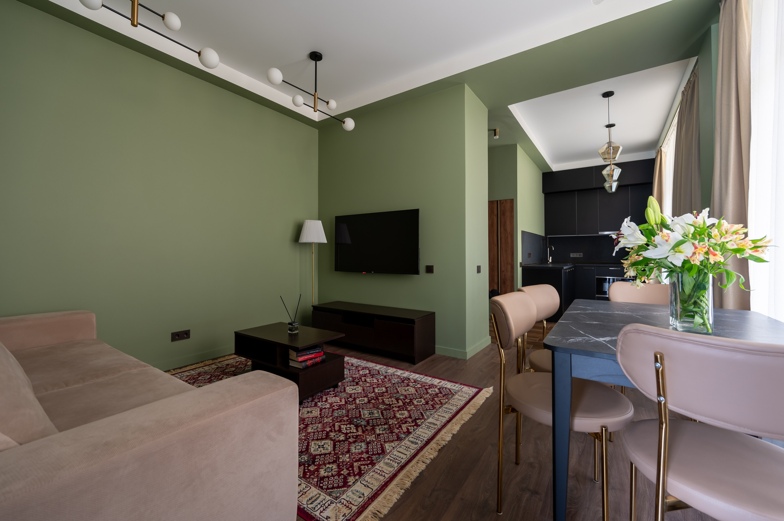 Апарт-отель на Листопадной. Репортажный фотограф в Красной Поляне и Сочи Павлюченко Екатерина