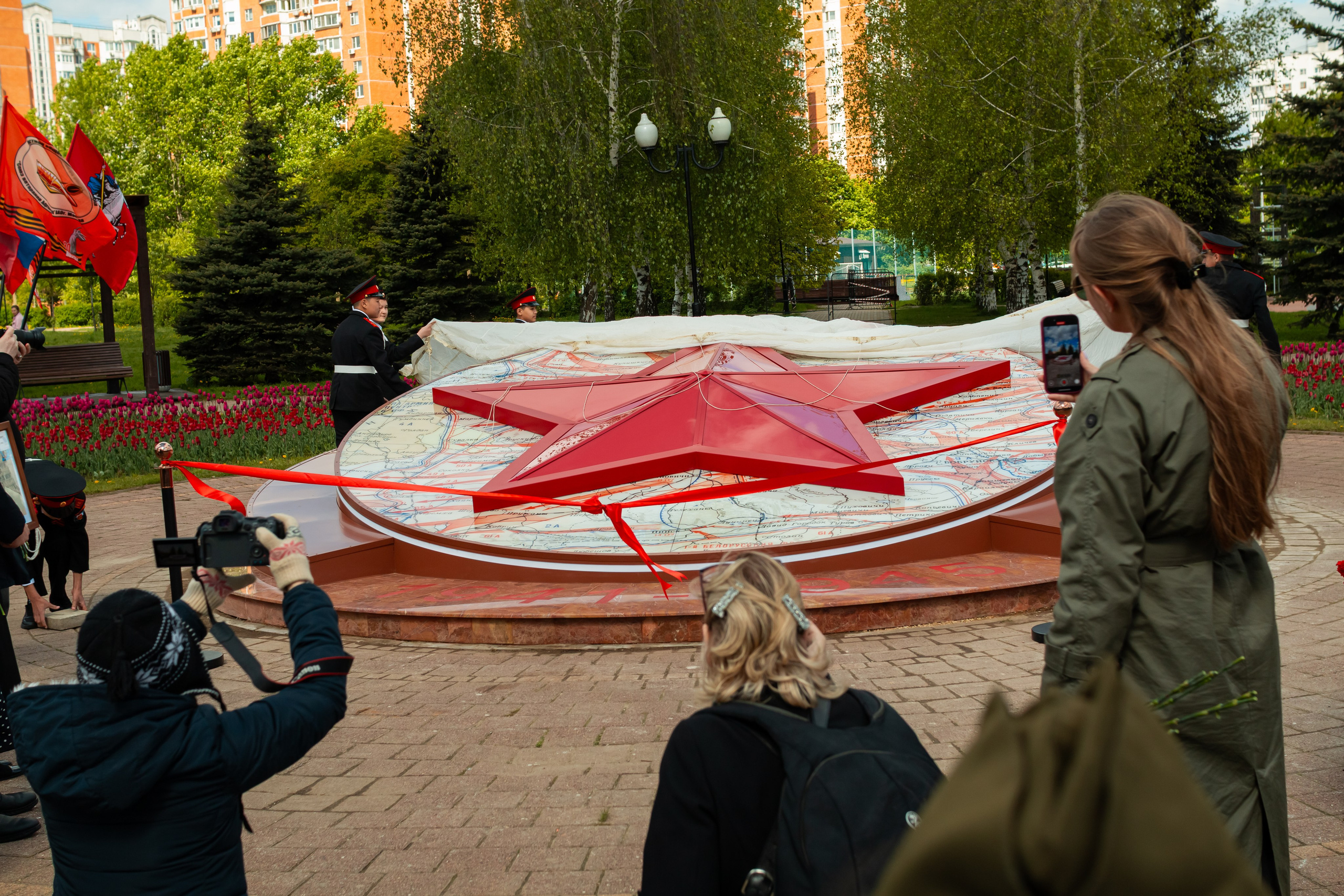 Репортаж с 9 мая 2025 года, День Победы! ВАО Москва. Фотограф Илья Варакин