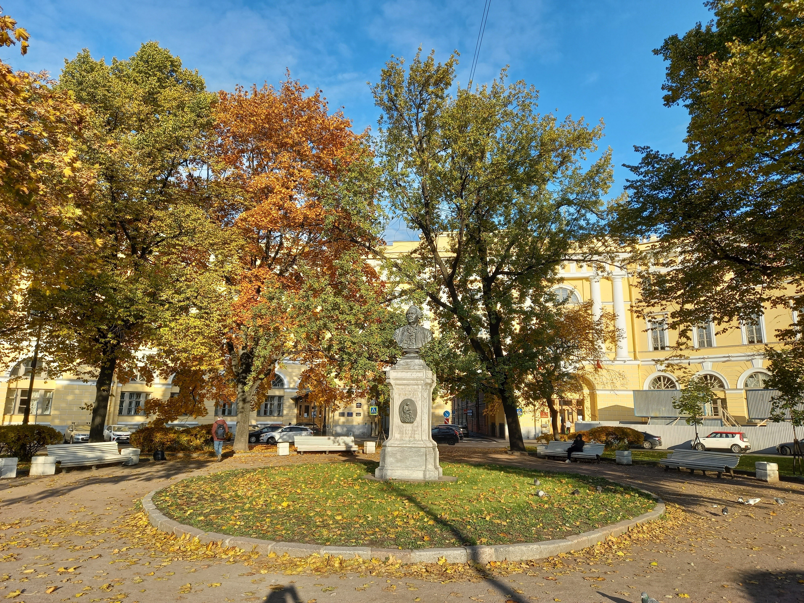 Площадь Ломоносова Lomonosov Square 