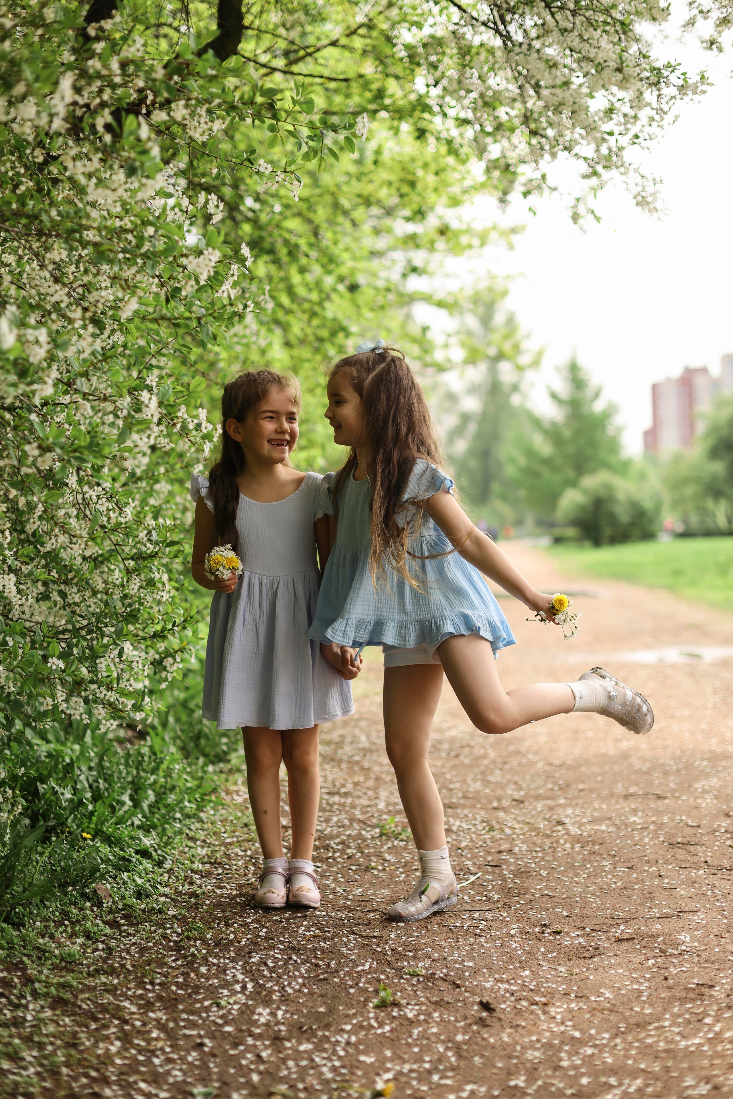Лера и Ксюша. Семейный фотограф и фотограф новорожденных в Санкт-Петербурге Алина Фе