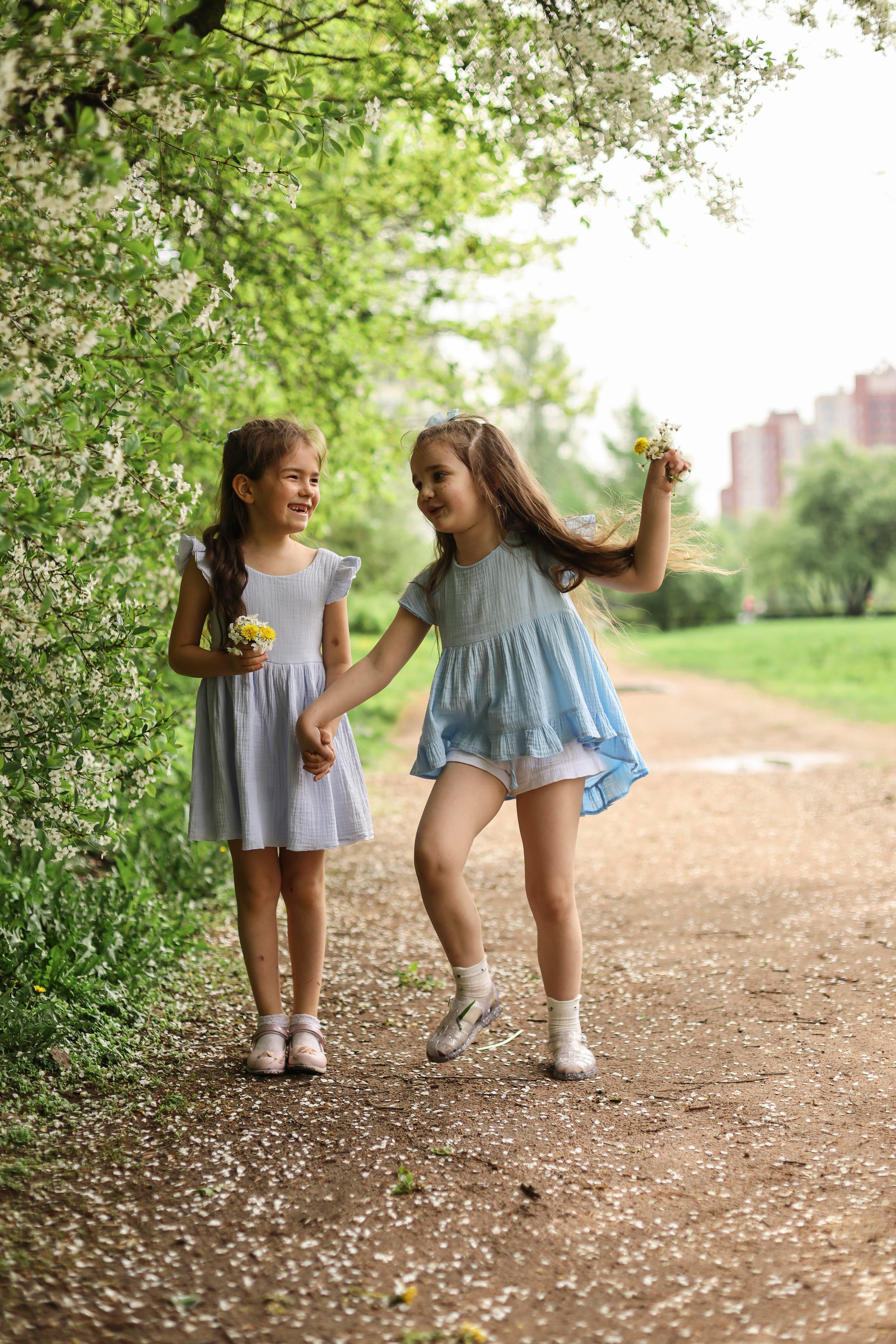 Лера и Ксюша. Семейный фотограф и фотограф новорожденных в Санкт-Петербурге Алина Фе