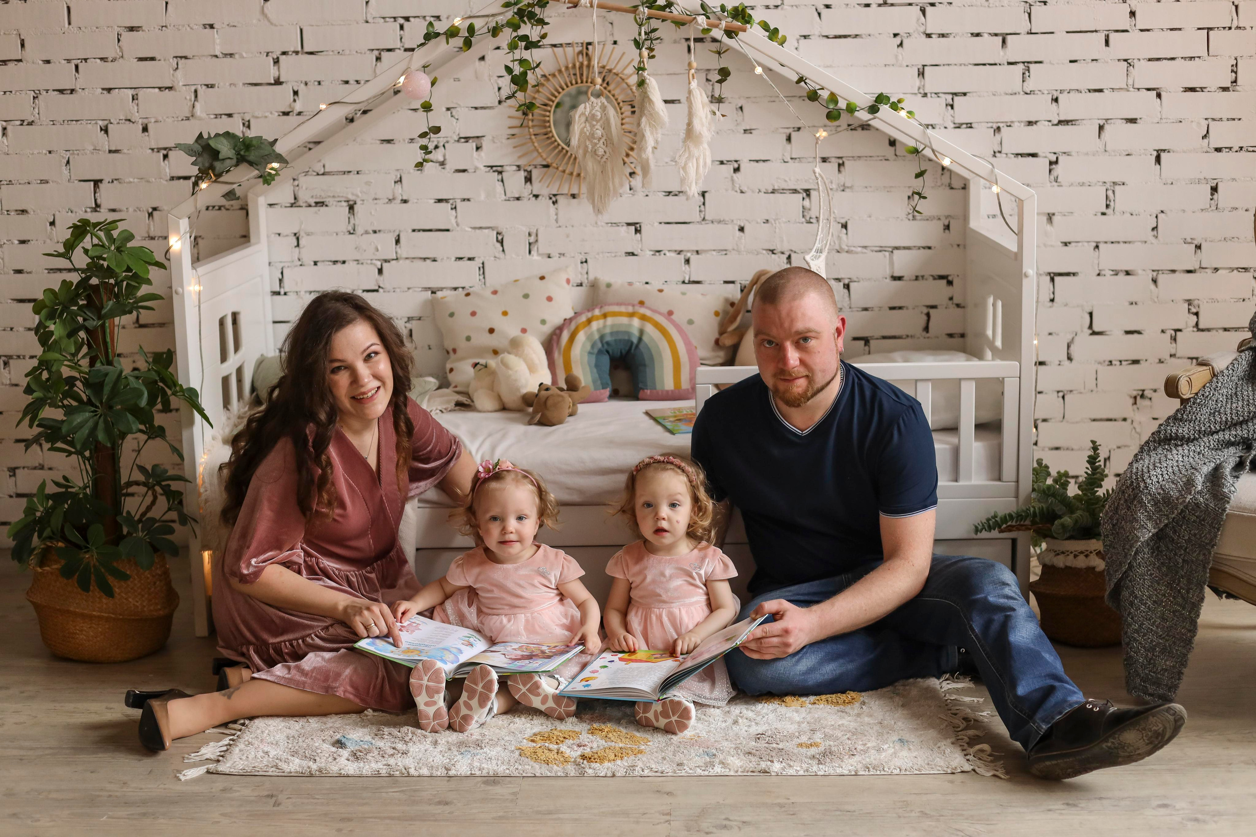 Семья Елены. Семейный фотограф и фотограф новорожденных в Санкт-Петербурге Алина Фе