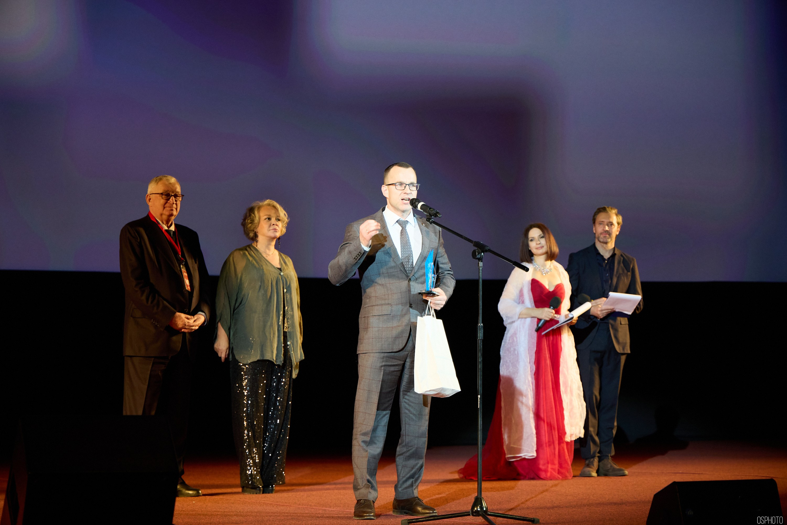 Кинофестиваль фильмов об охране труда | Кинотеатр «Октябрь». OSPhoto