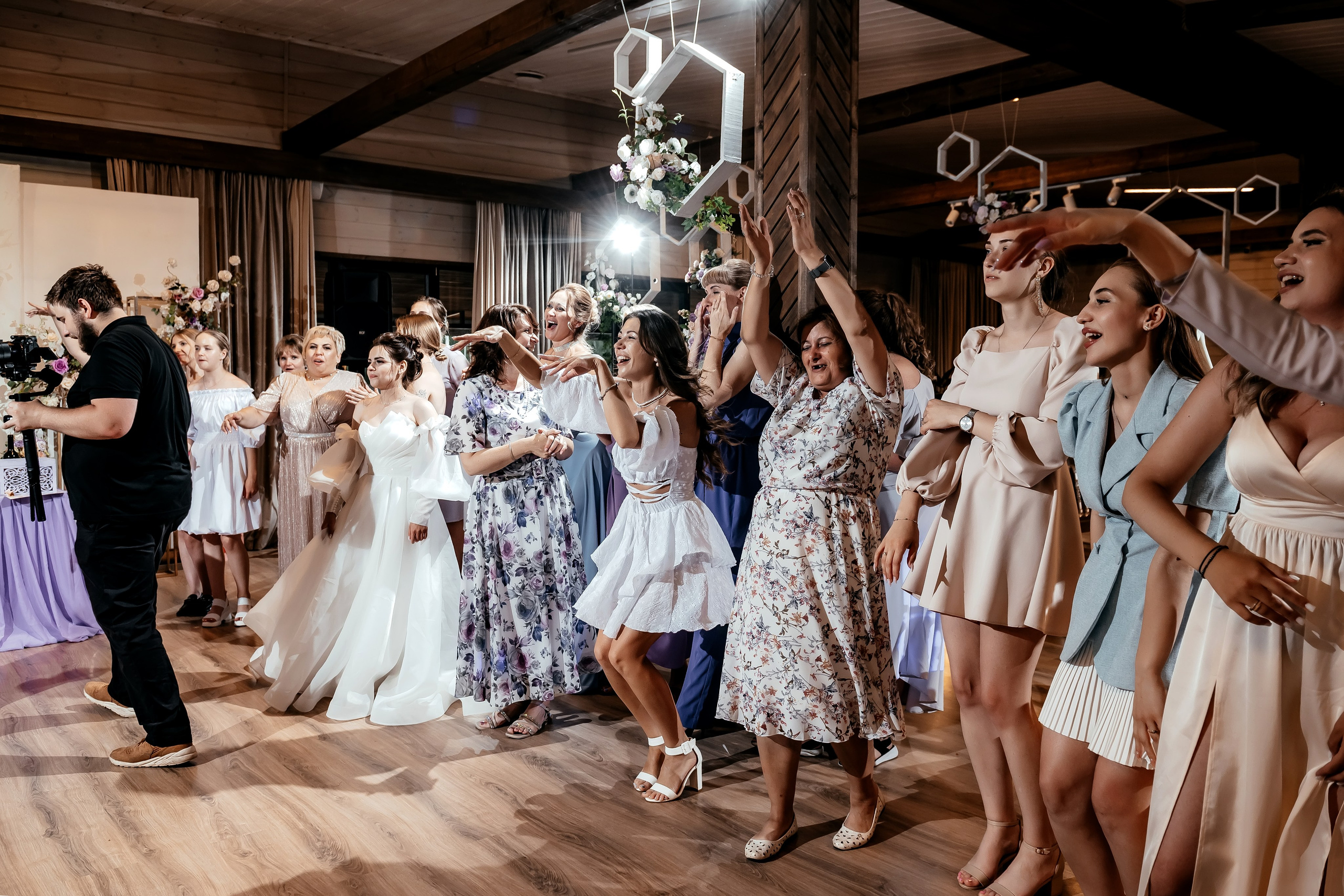 Любовь повсюду, Horseka resort, Щелково. Свадебный и семейный фотограф Виктория Носачёва. Щелково, Москва и МО