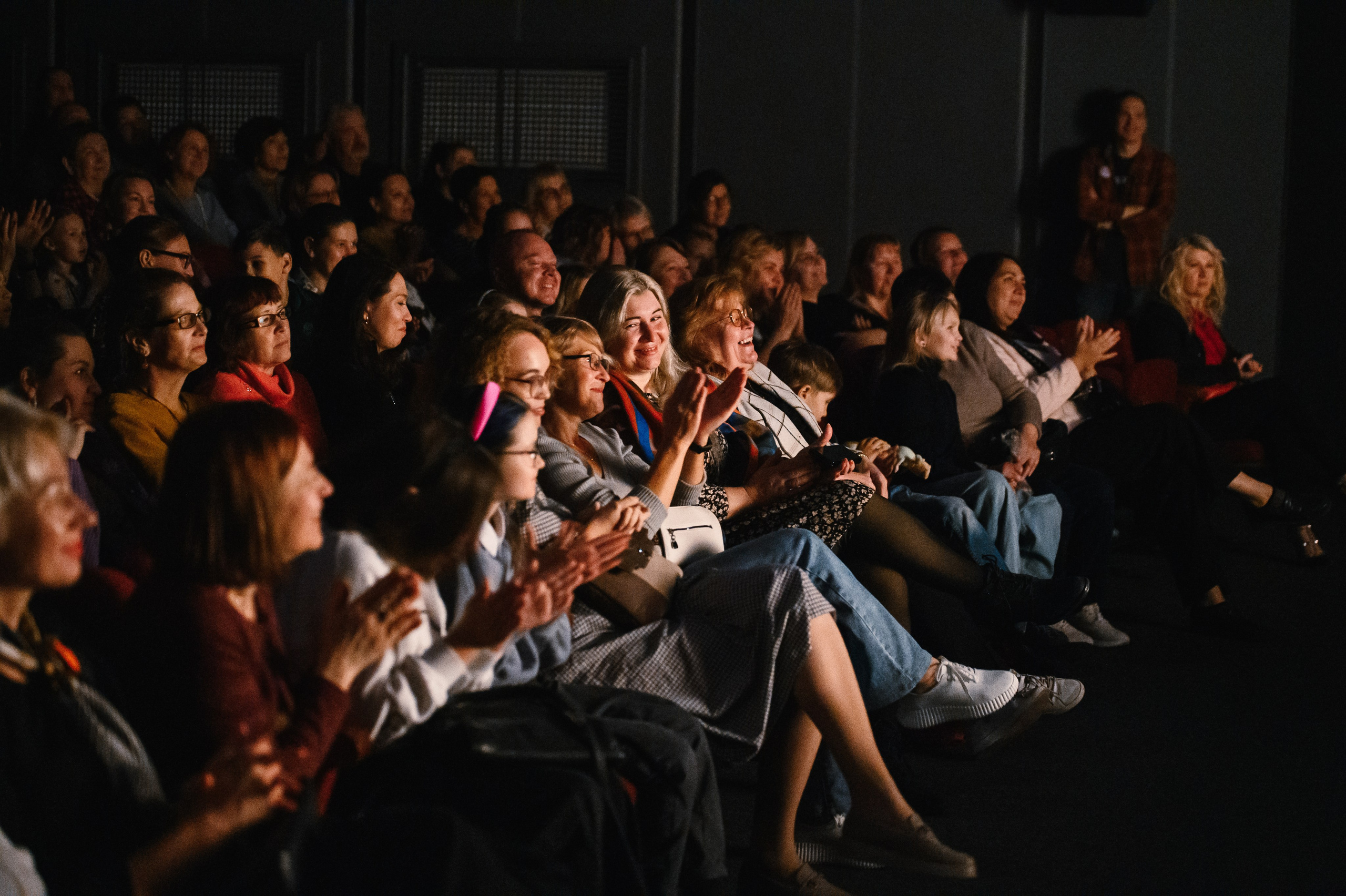 Театр кукол: «Птифуры. Бабушки». Свадебный и просто хороший фотограф в Челябинске