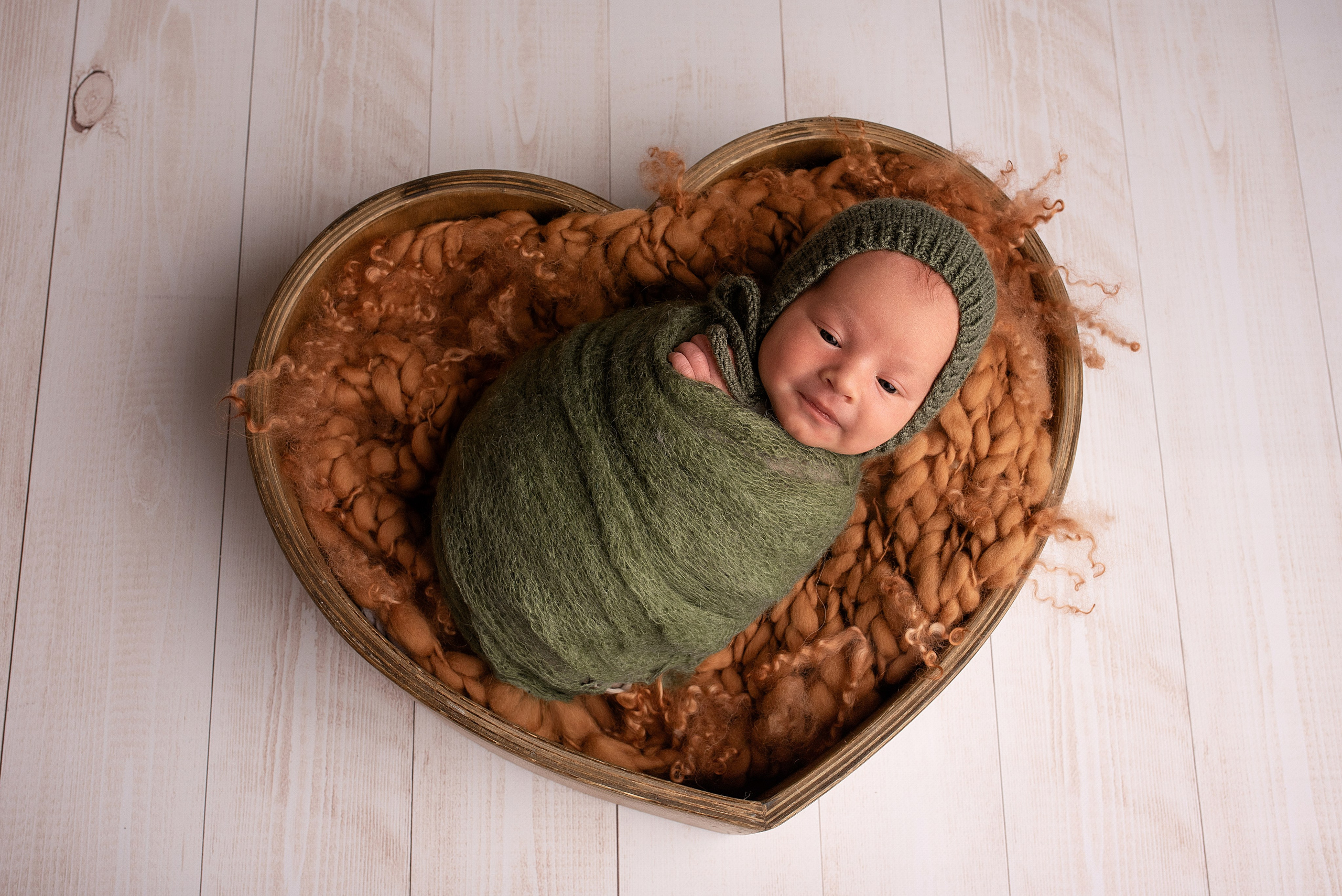 Новорождённые (в обмотках). Детский фотограф новорождённых в Минске Боровик Екатерина