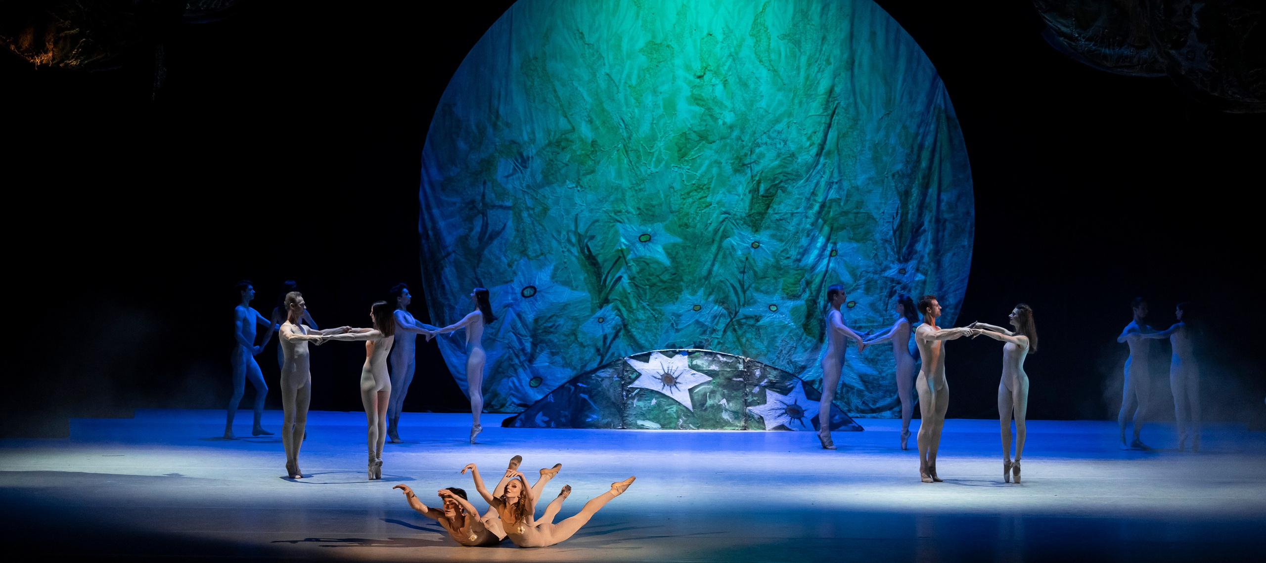 Сотворение мира. Балет Наталии Касаткиной и Владимира Василёва. Балетный фотограф Москва Майоров Николай