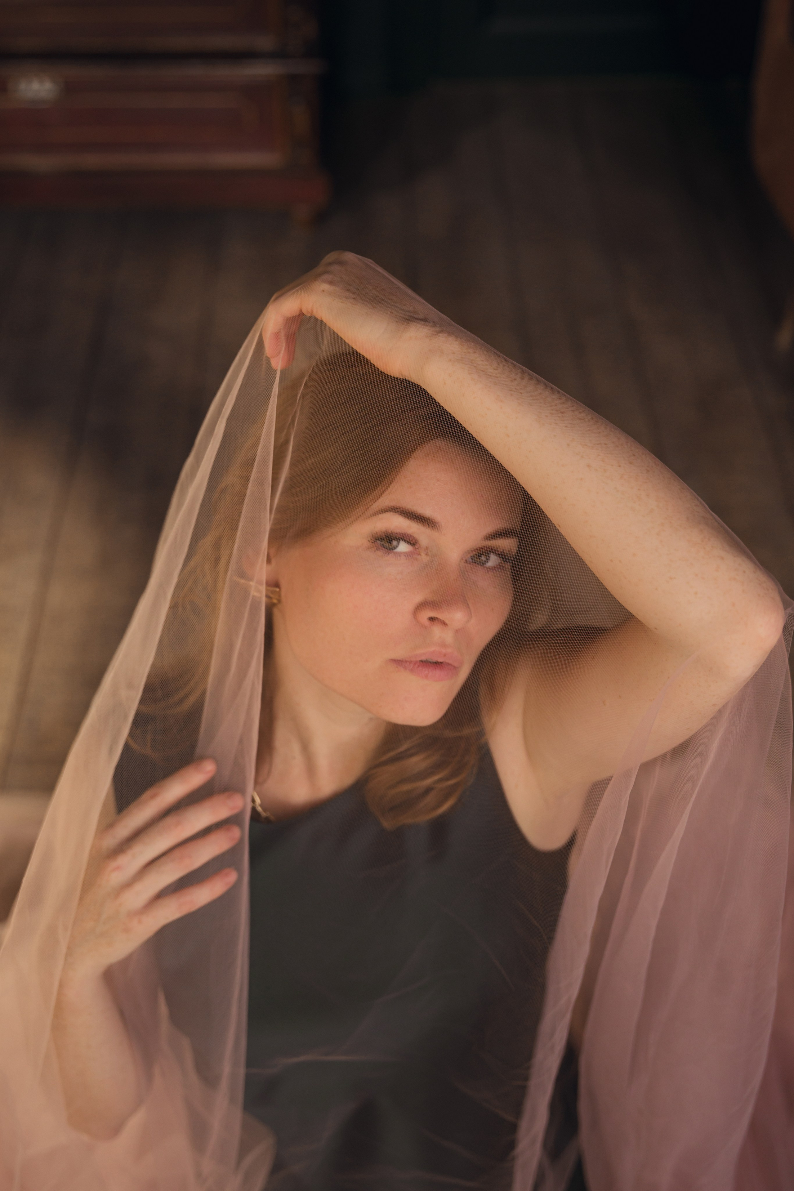 Инна Самарина_контент в темной студии. Фотограф Воронеж, Новая Усмань Мария Бублик